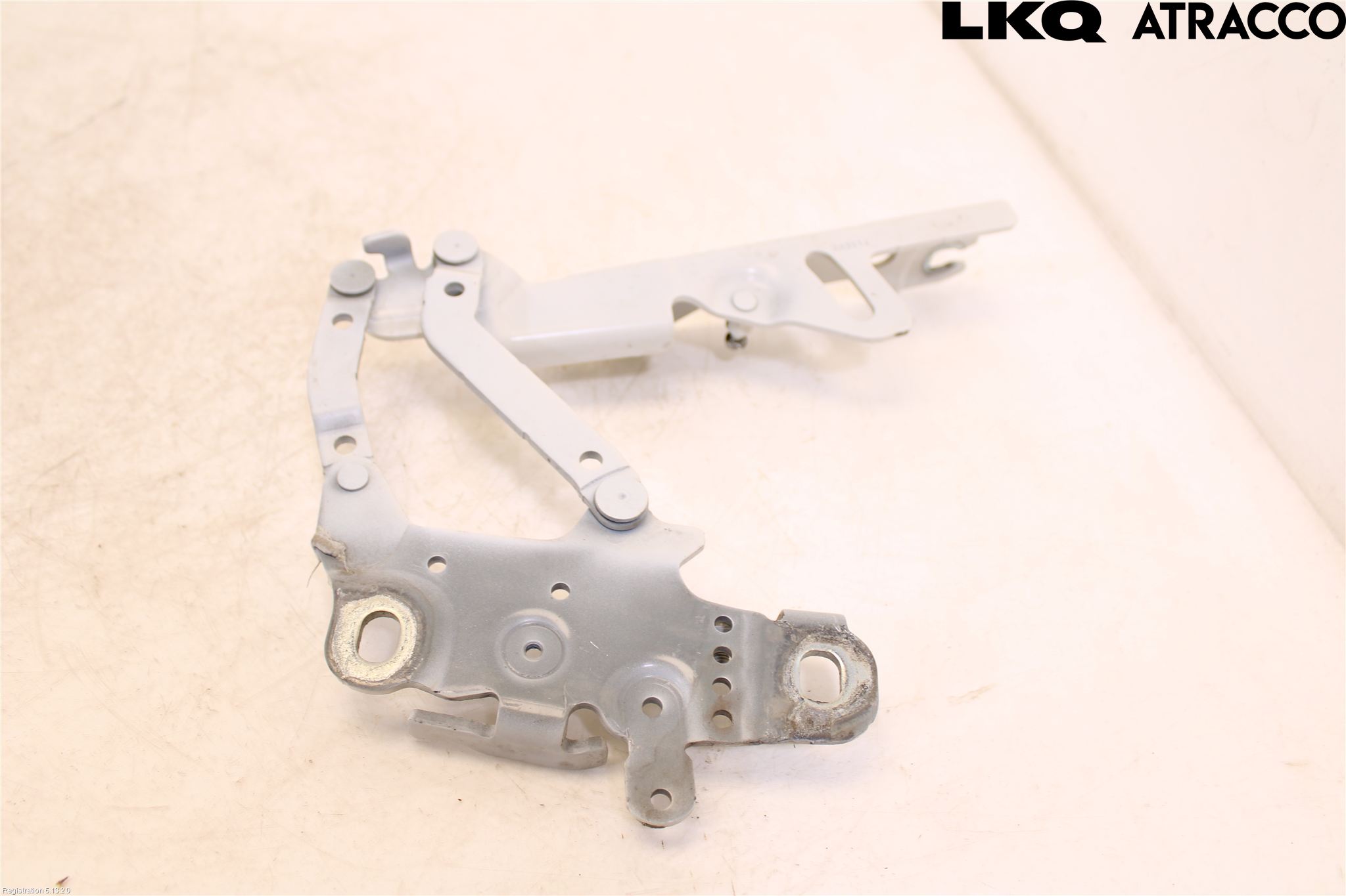 BMW 3 F30/F31/F80 12-19 Panser Hengsel - Hengsler