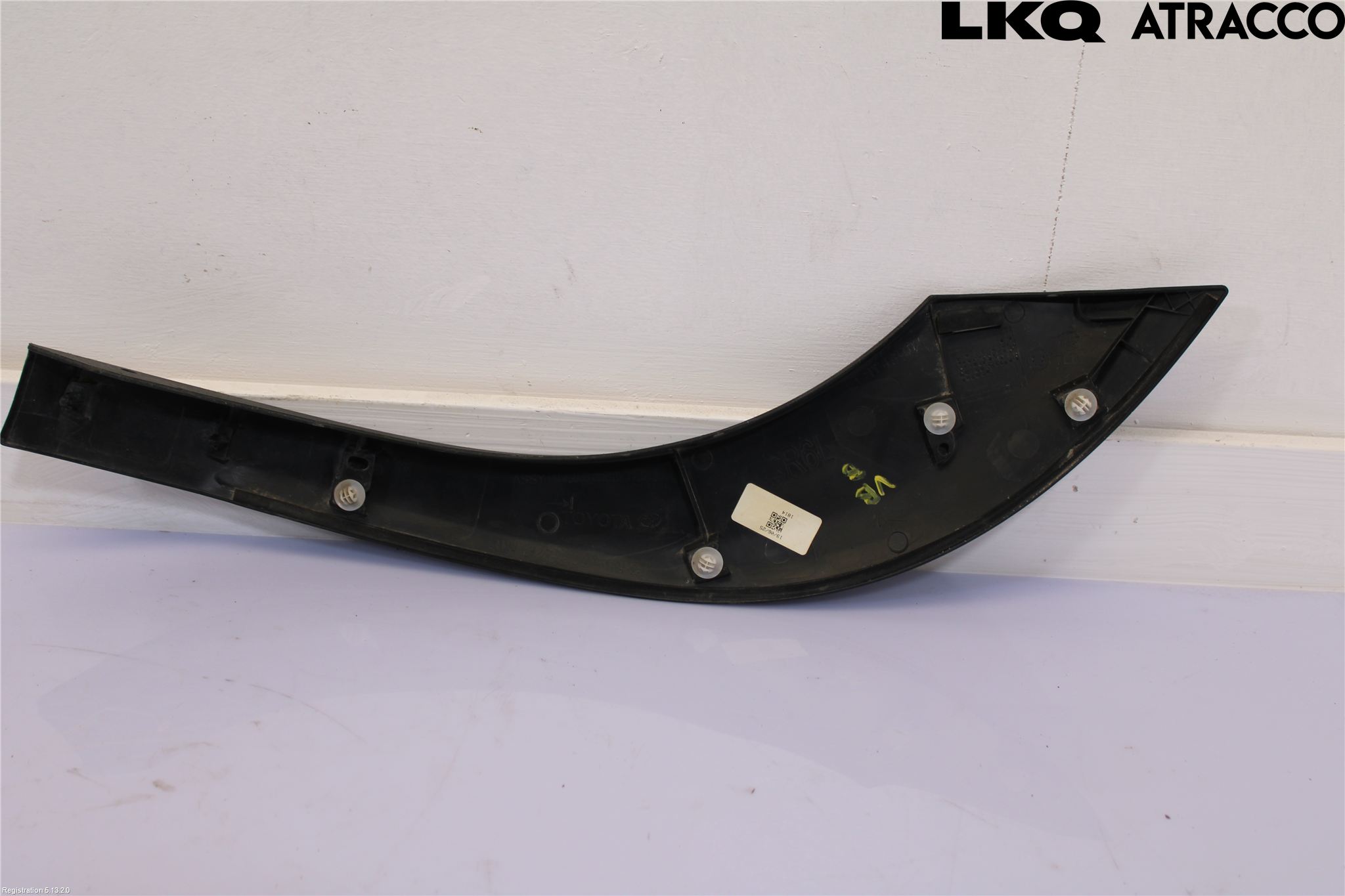 Toyota YARIS CROSS XP21 21- Skjerm Bredder
