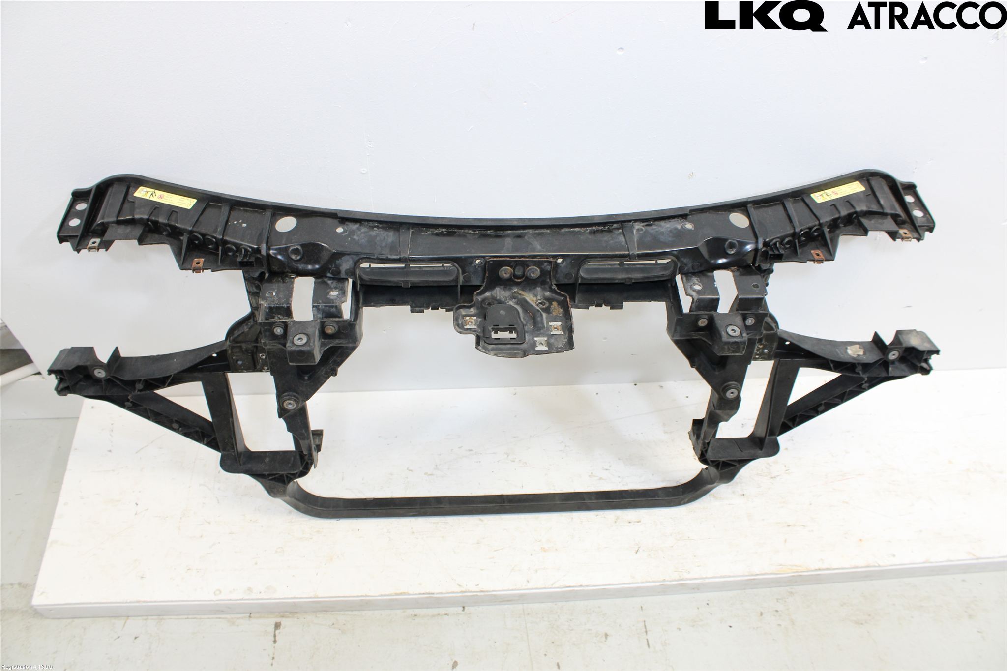 BMW X3 E83     03-10 Frontstykke-Boks