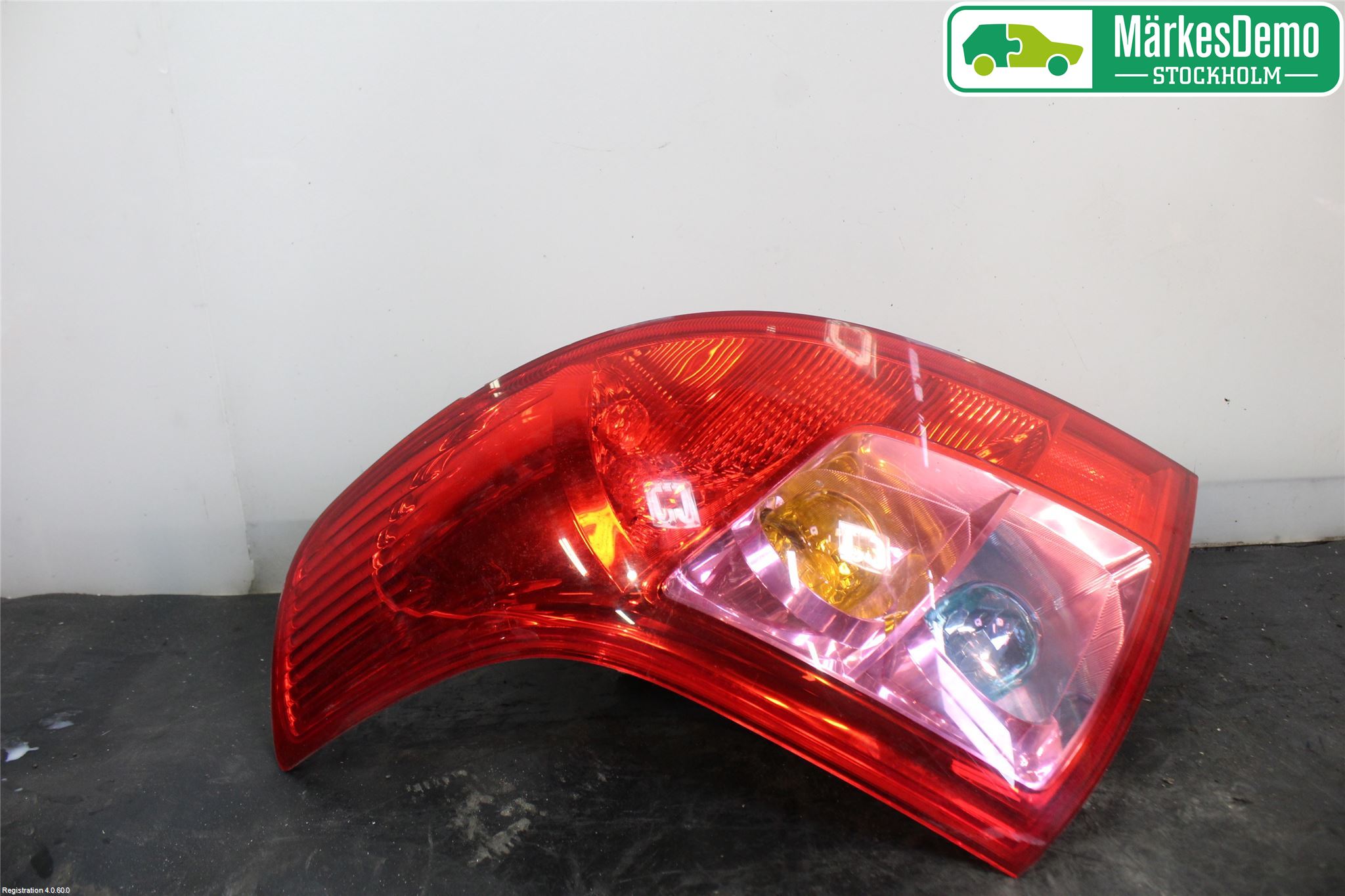 Suzuki SWIFT 05-10 Baklykt Venstre