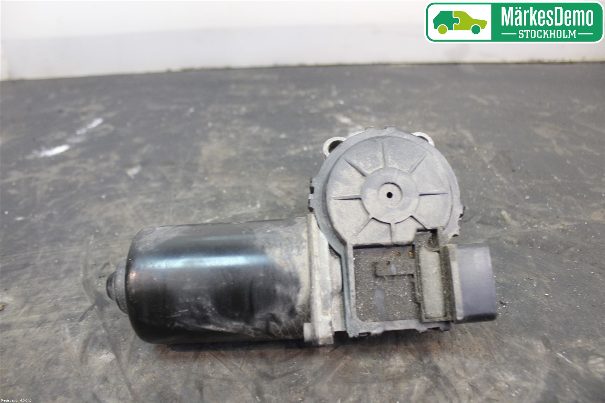 Kia SPORTAGE (JE) 05-10 Viskermotor Frontrute