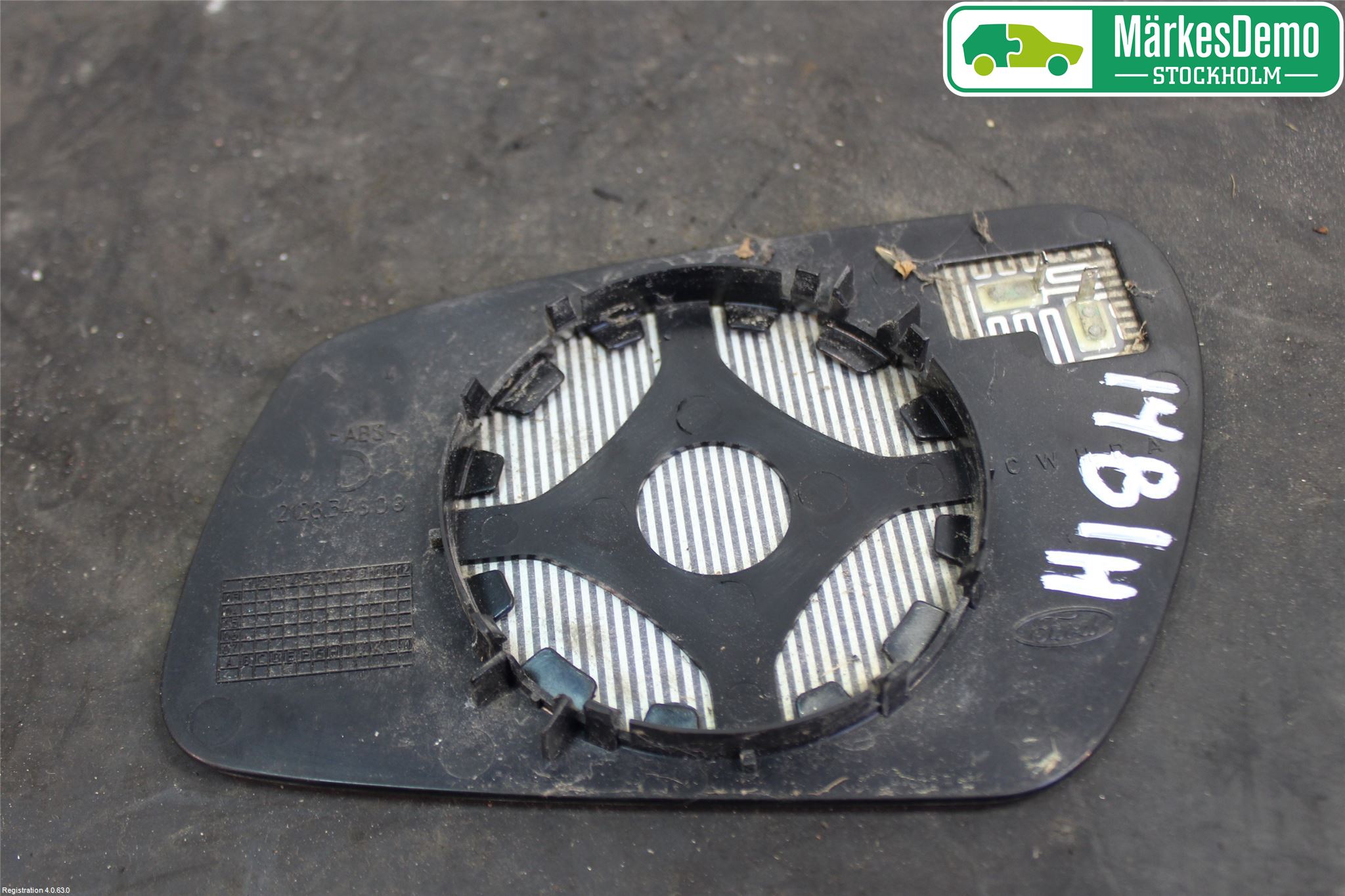 Ford FOCUS     04-07 Speil Glass H