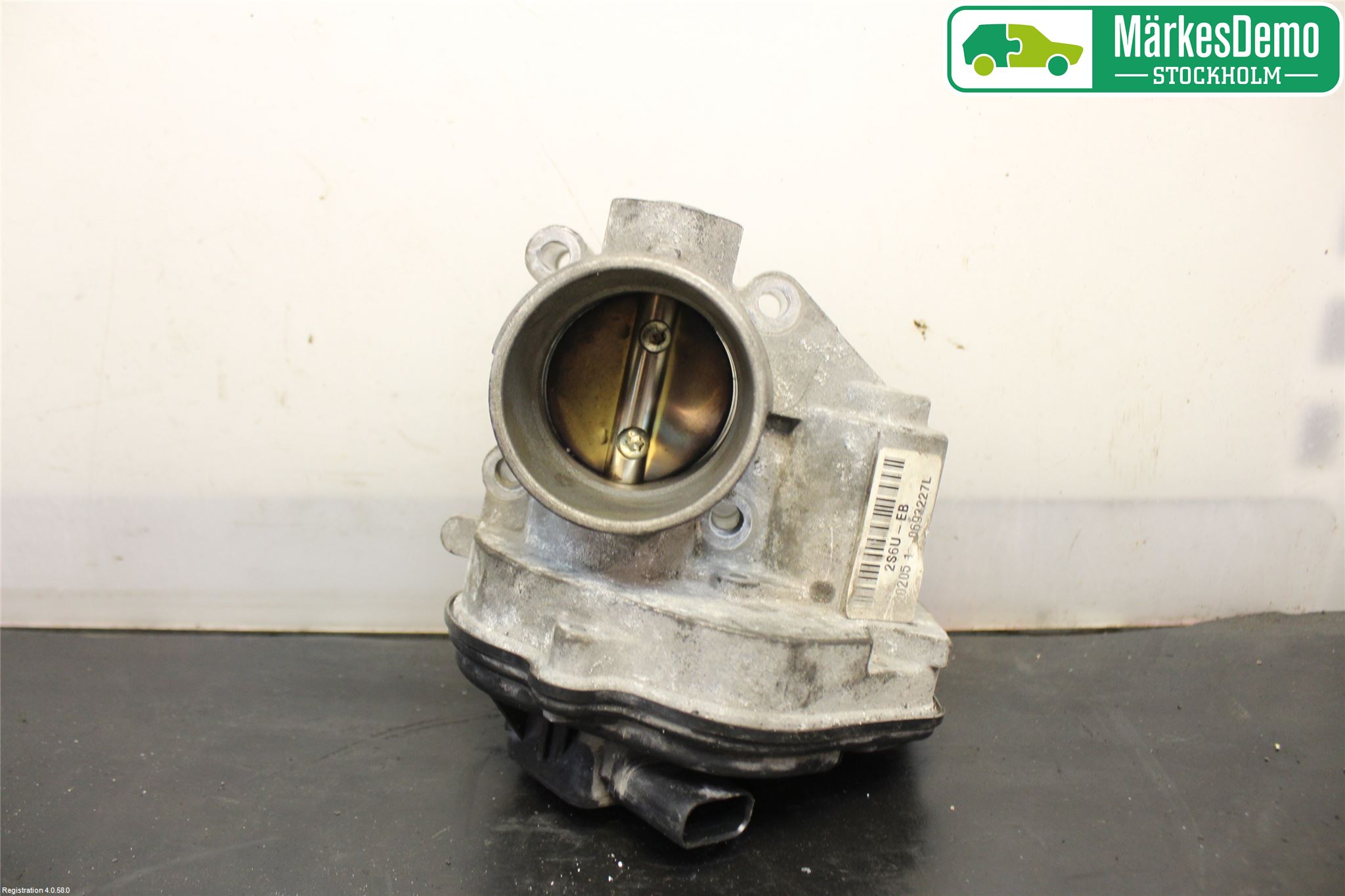 Ford FOCUS     04-07 Inns Spjeldhus