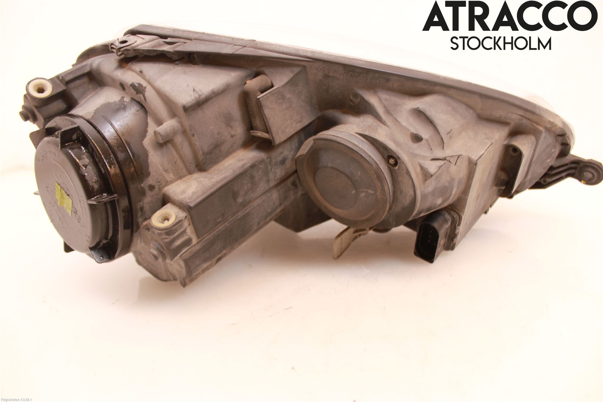 Volkswagen VW GOLF V 04-09 Frontlykt Venstre