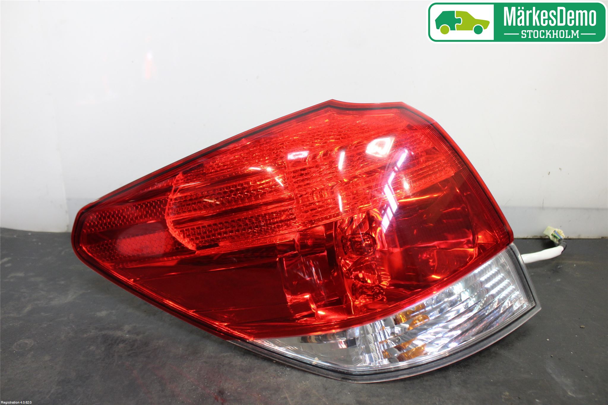 Subaru OUTBACK 10-15 Baklykt Venstre