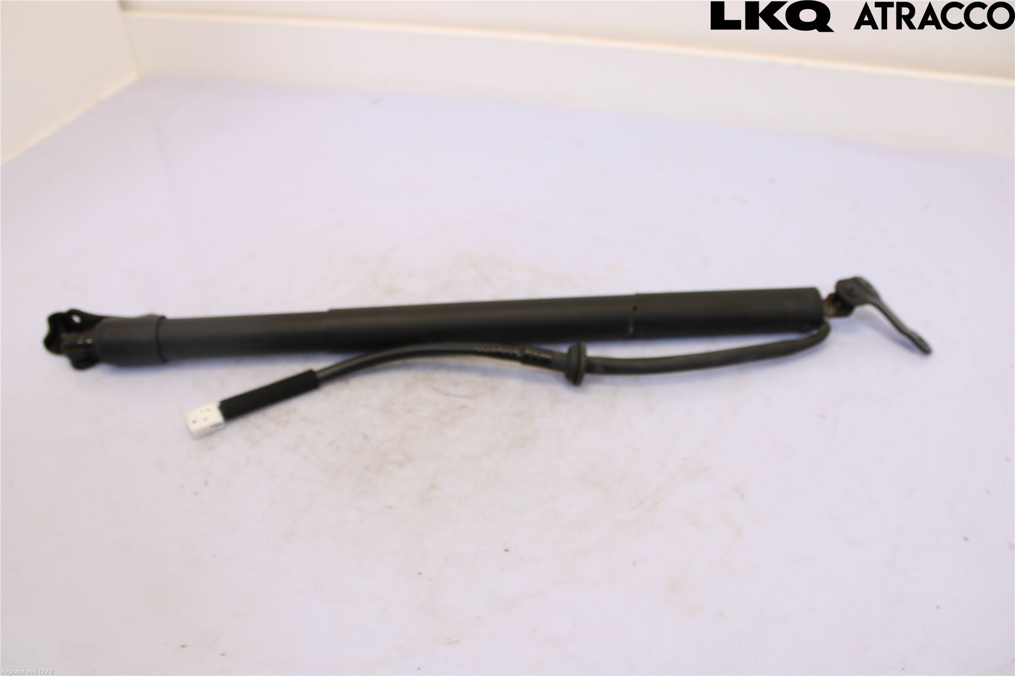 Toyota COROLLA CROSS XG10 22- Baklukeåpner Automatisk