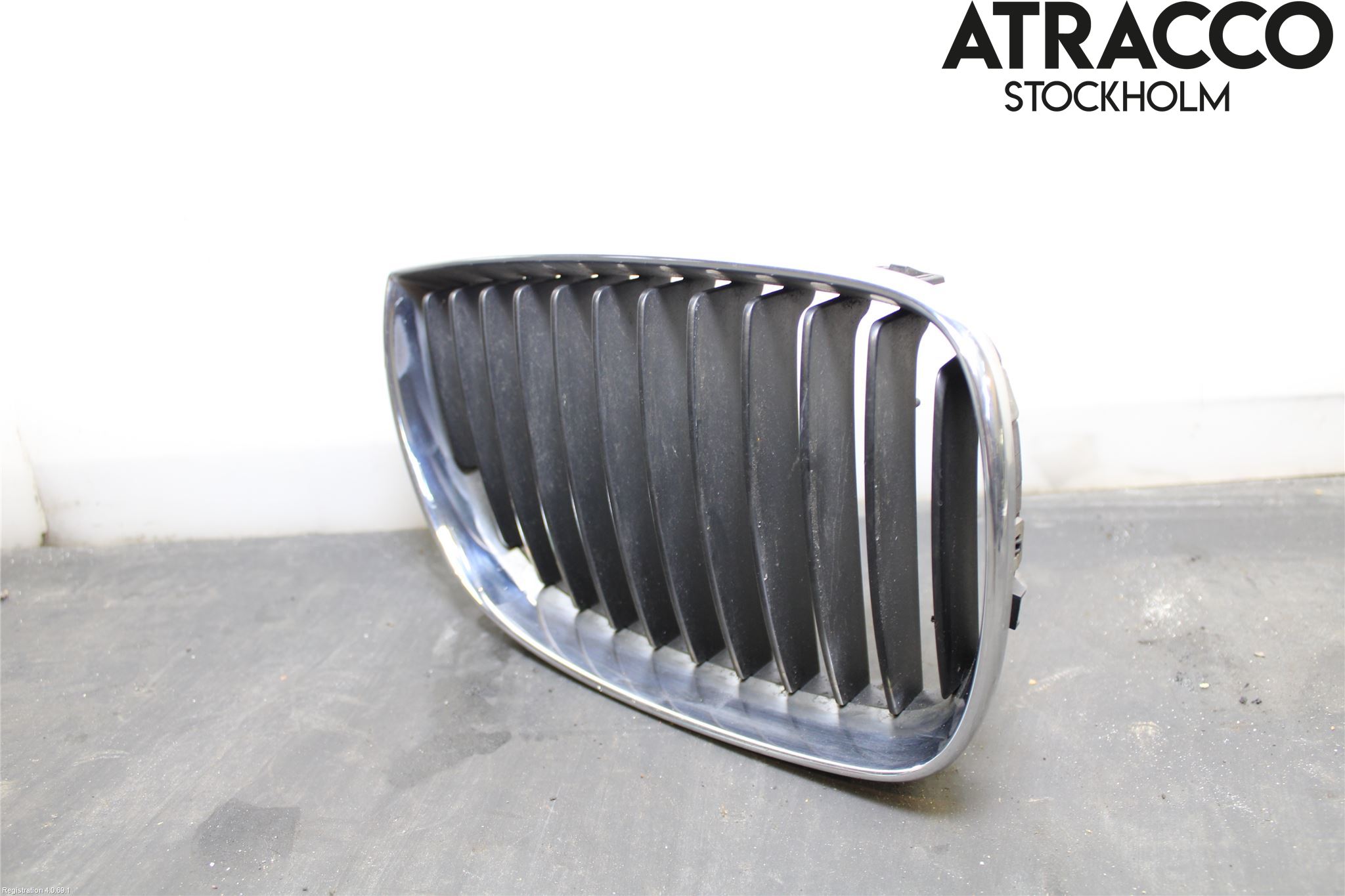 BMW 1 E87/81 5D/3D 03-11 Grilldel Høyre