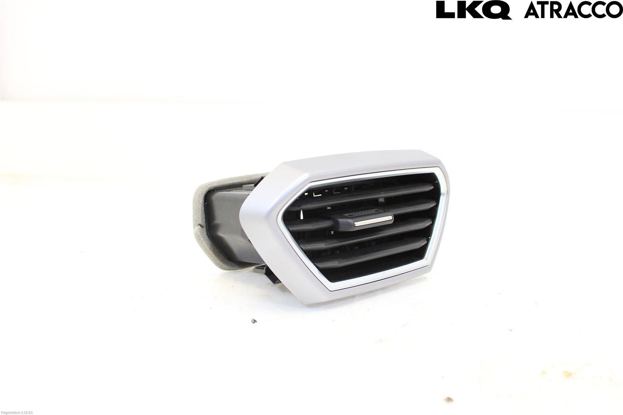 Seat LEON 20- Dashbord Kanal - Dyse