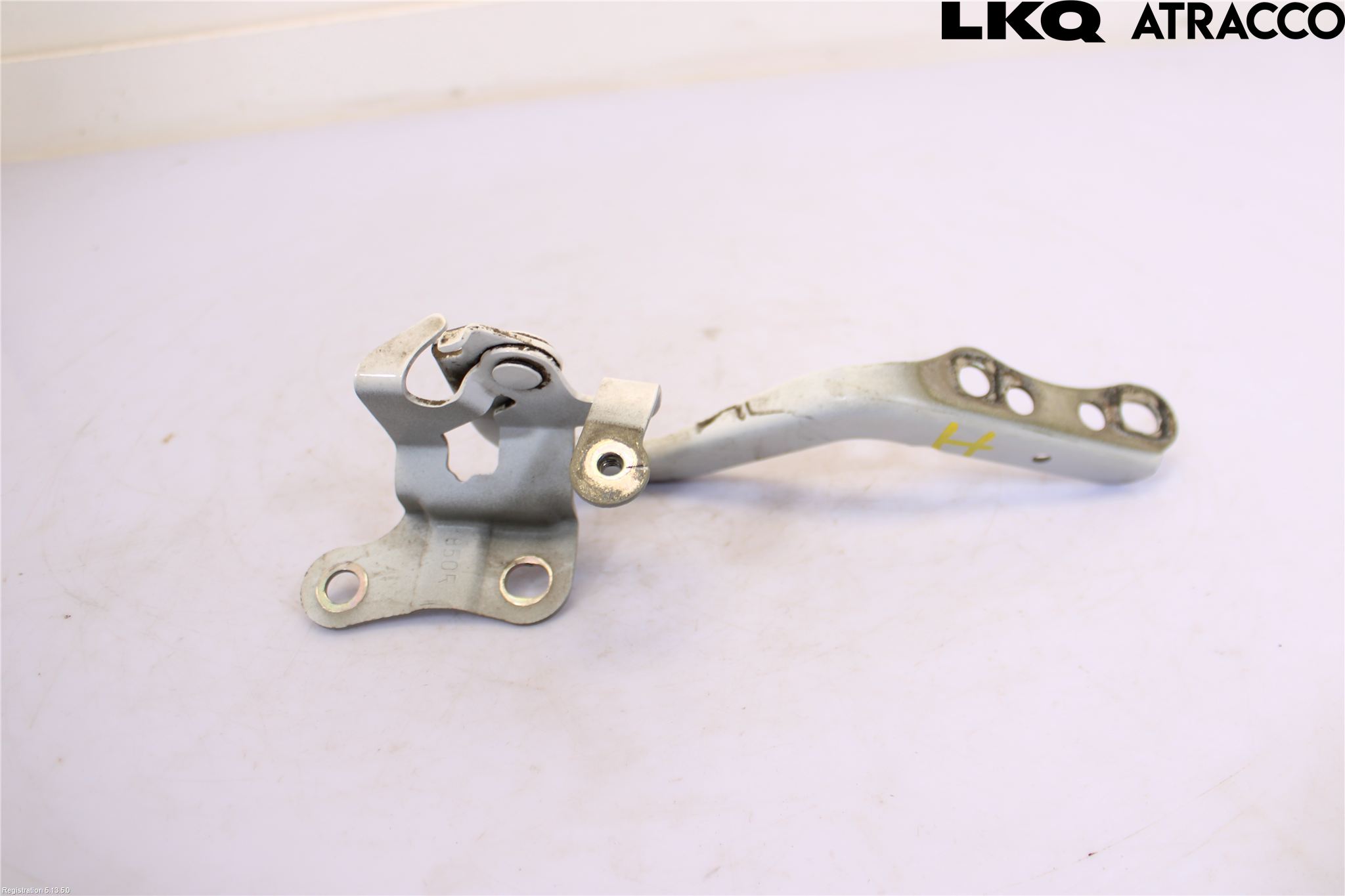 Toyota YARIS XP130 15-20 Panser Hengsel - Hengsler