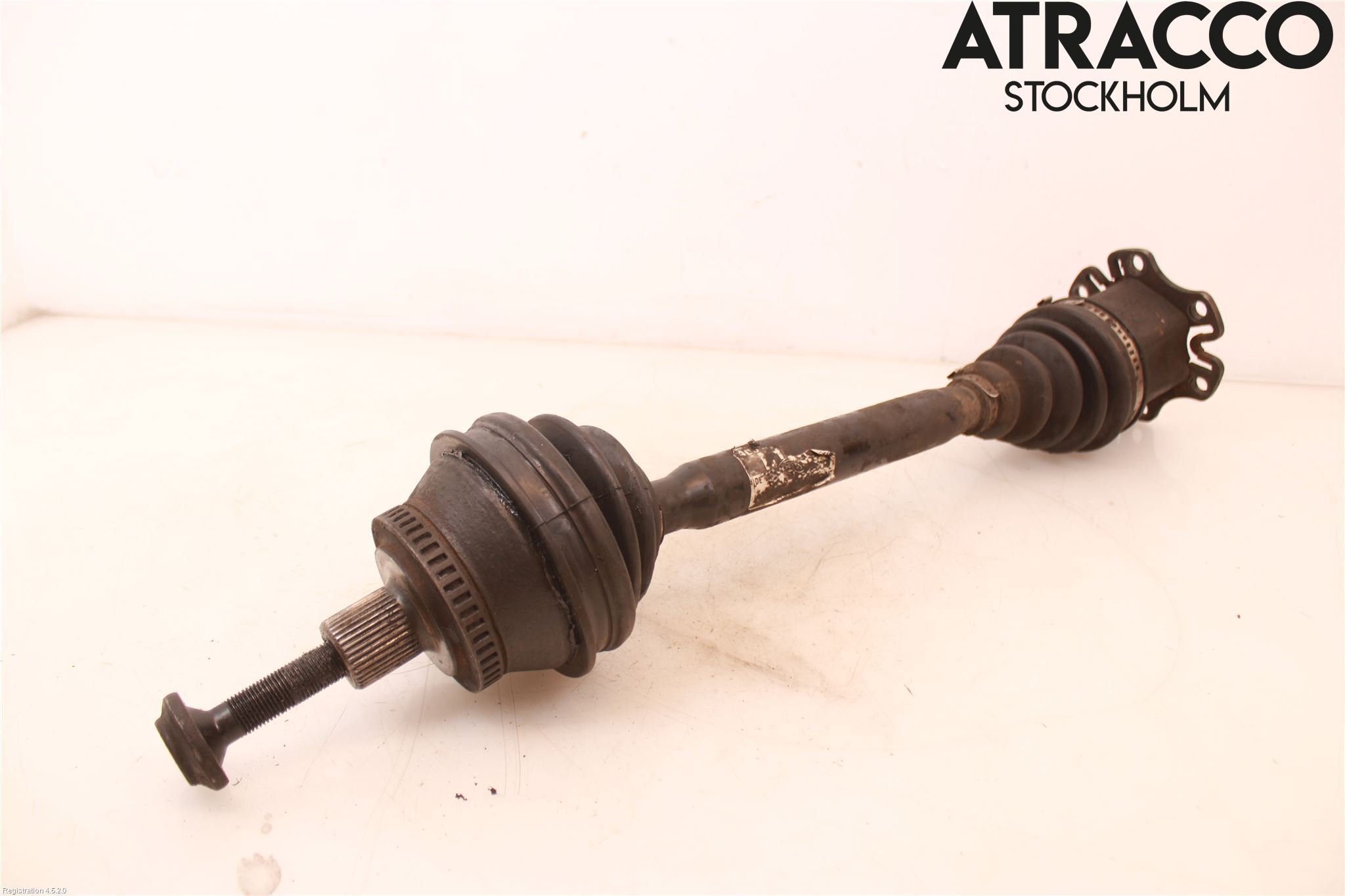Audi A6/S6     97-05 Drivaksel Foran Kompl Venstre