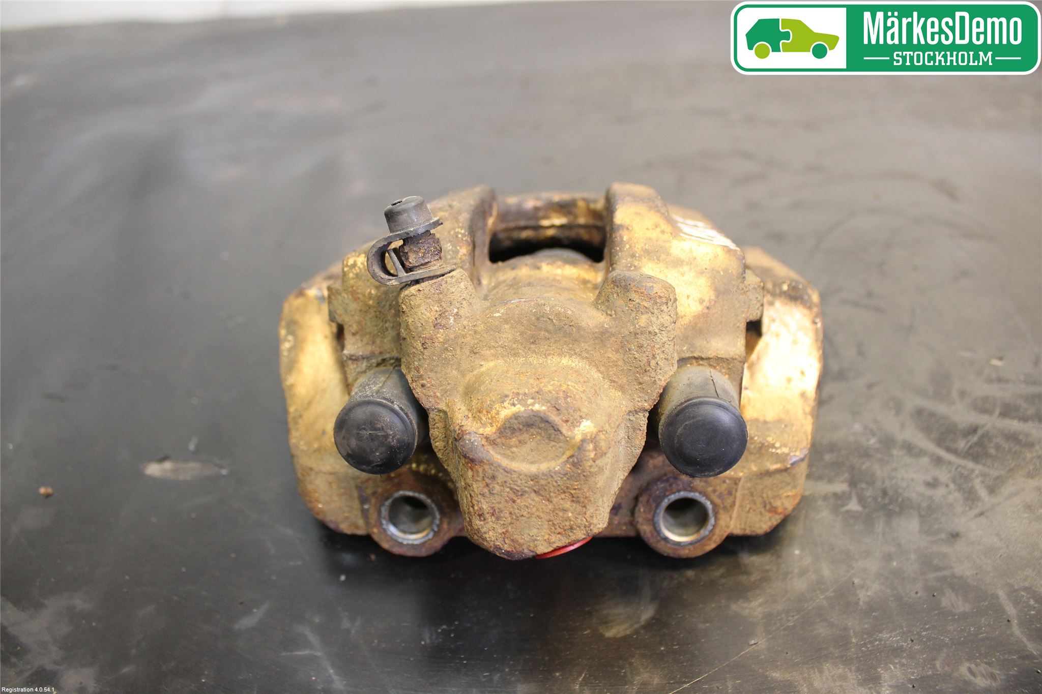 Saab 900      94-98 Bremsecaliper Foran Høyre