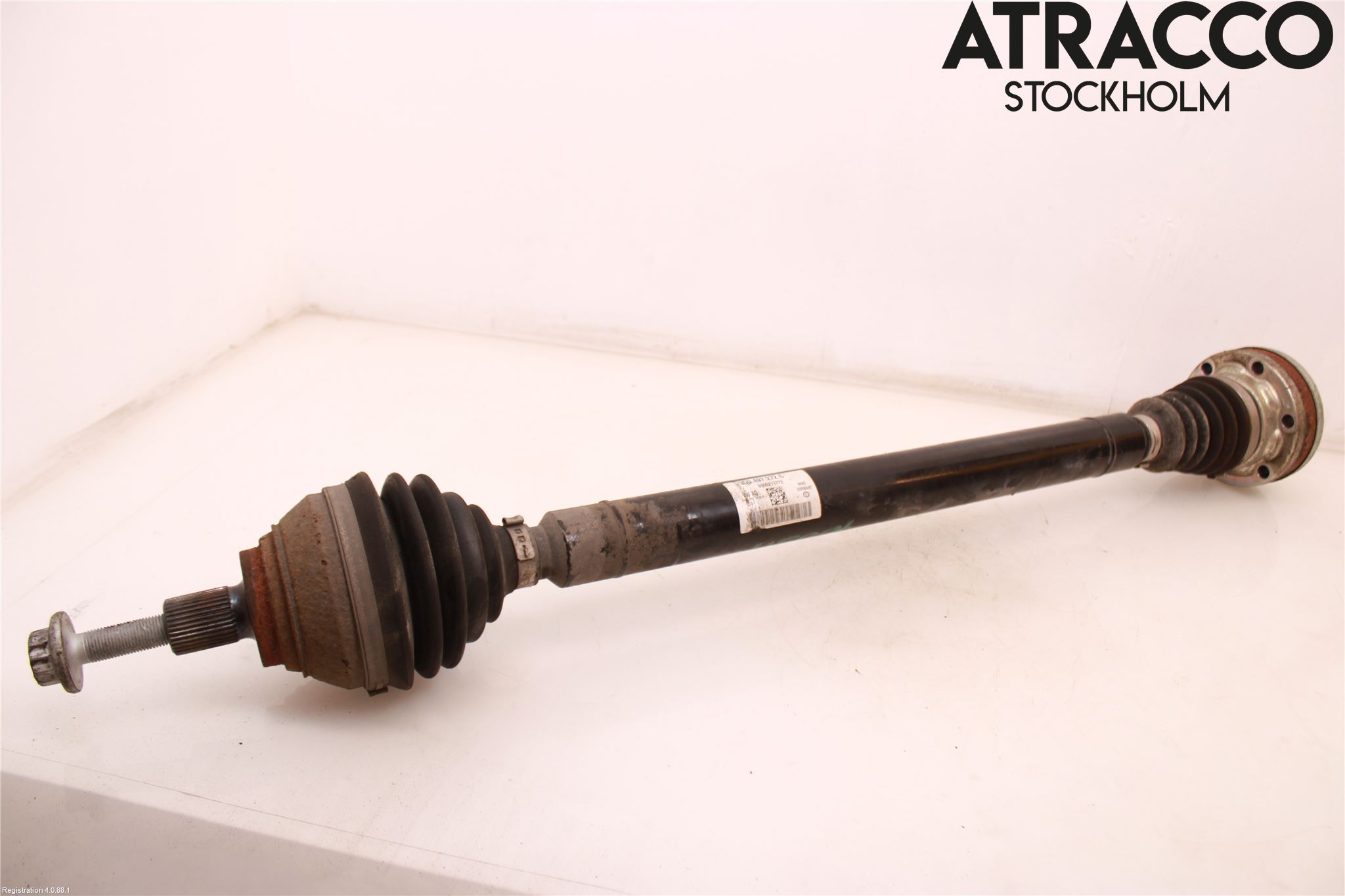 Volkswagen VW PASSAT 15-19 Drivaksel Foran Kompl Høyre