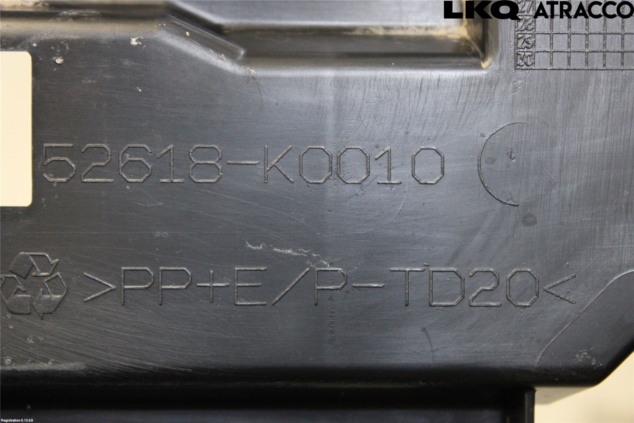 Toyota YARIS XP21 20- Bunnplate U Motor-Gear-Dørk