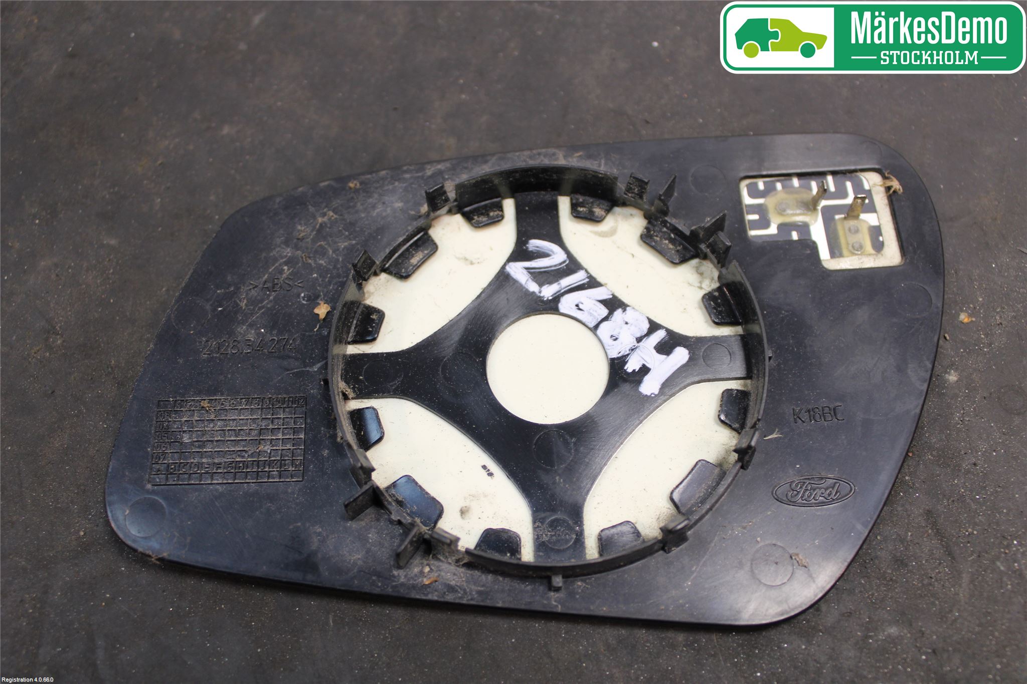 Ford FOCUS     04-07 Speil Glass H