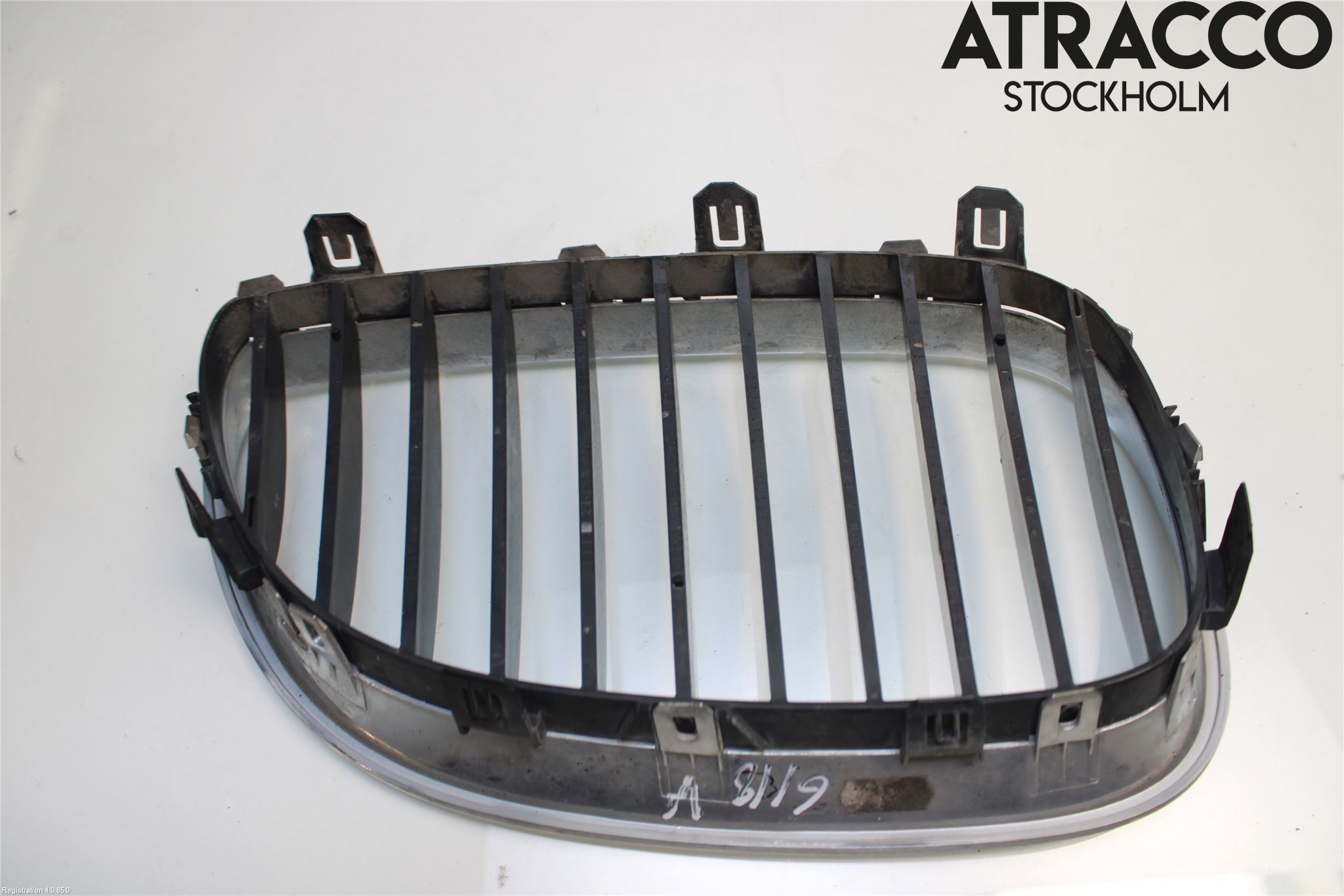 BMW 5 E60/61 Sed/Tou 02-10 Grilldel Venstre