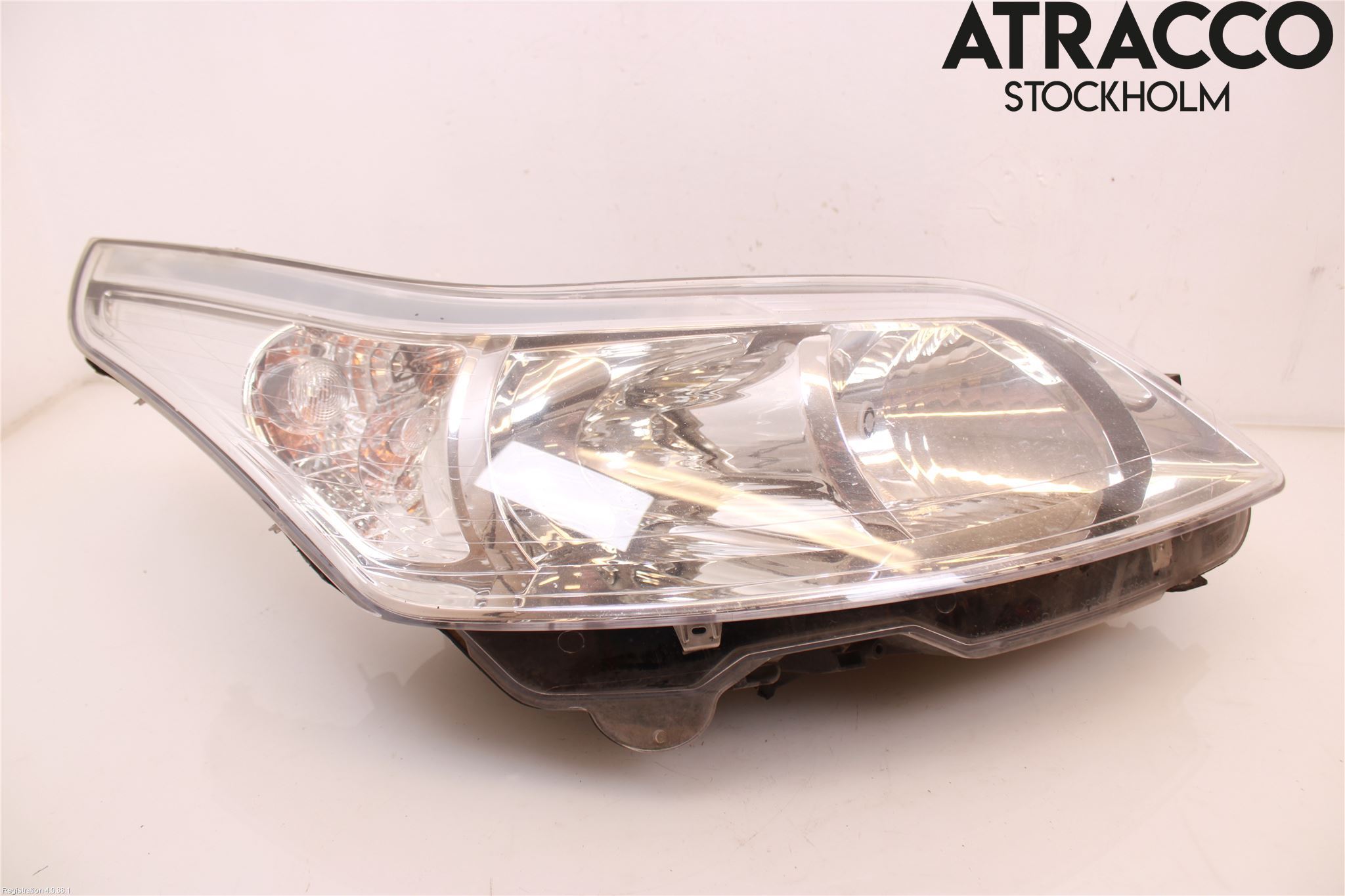 Citroen C4 I   05-10 Frontlykt Høyre