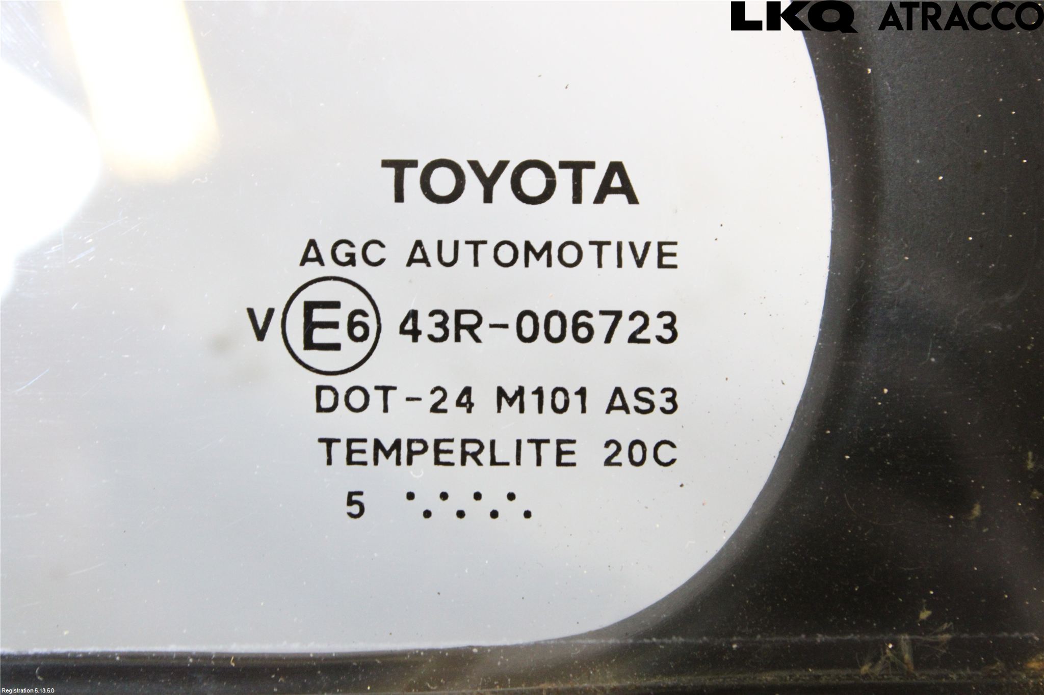 Toyota AVENSIS 16-18 Dørrute Bak Vens Trekant 4D