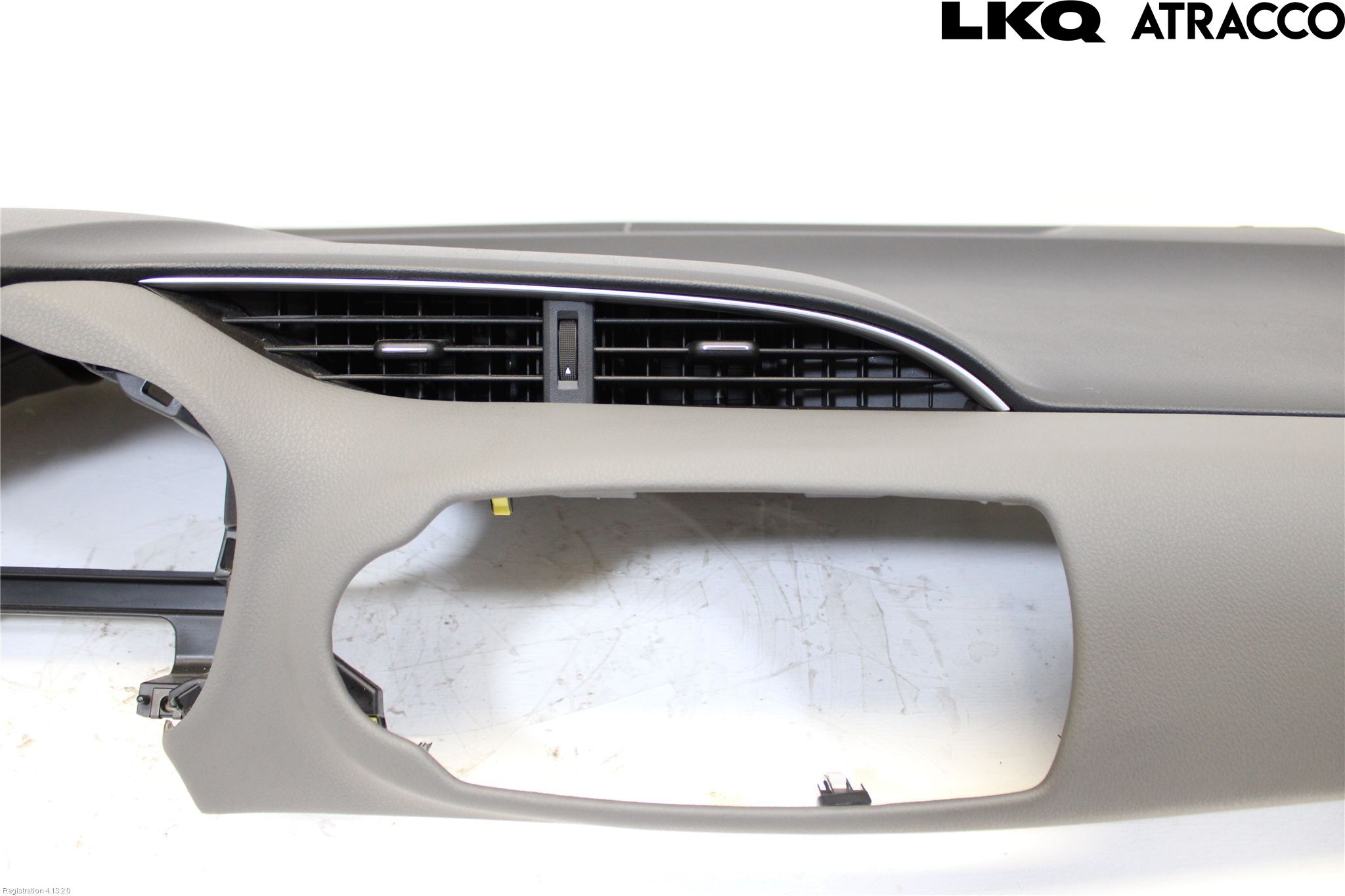 Toyota YARIS XP130 15-20 Dashbord