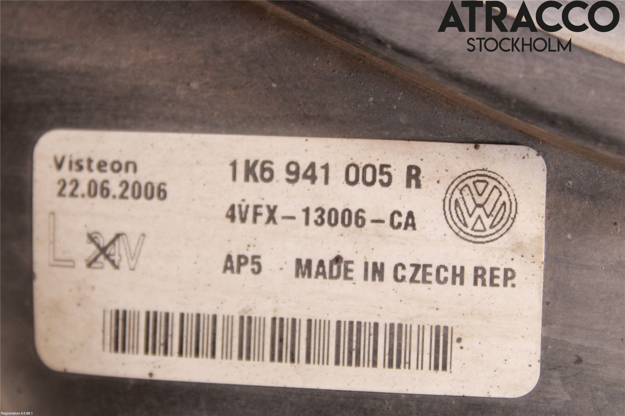 Volkswagen VW GOLF V 04-09 Frontlykt Venstre