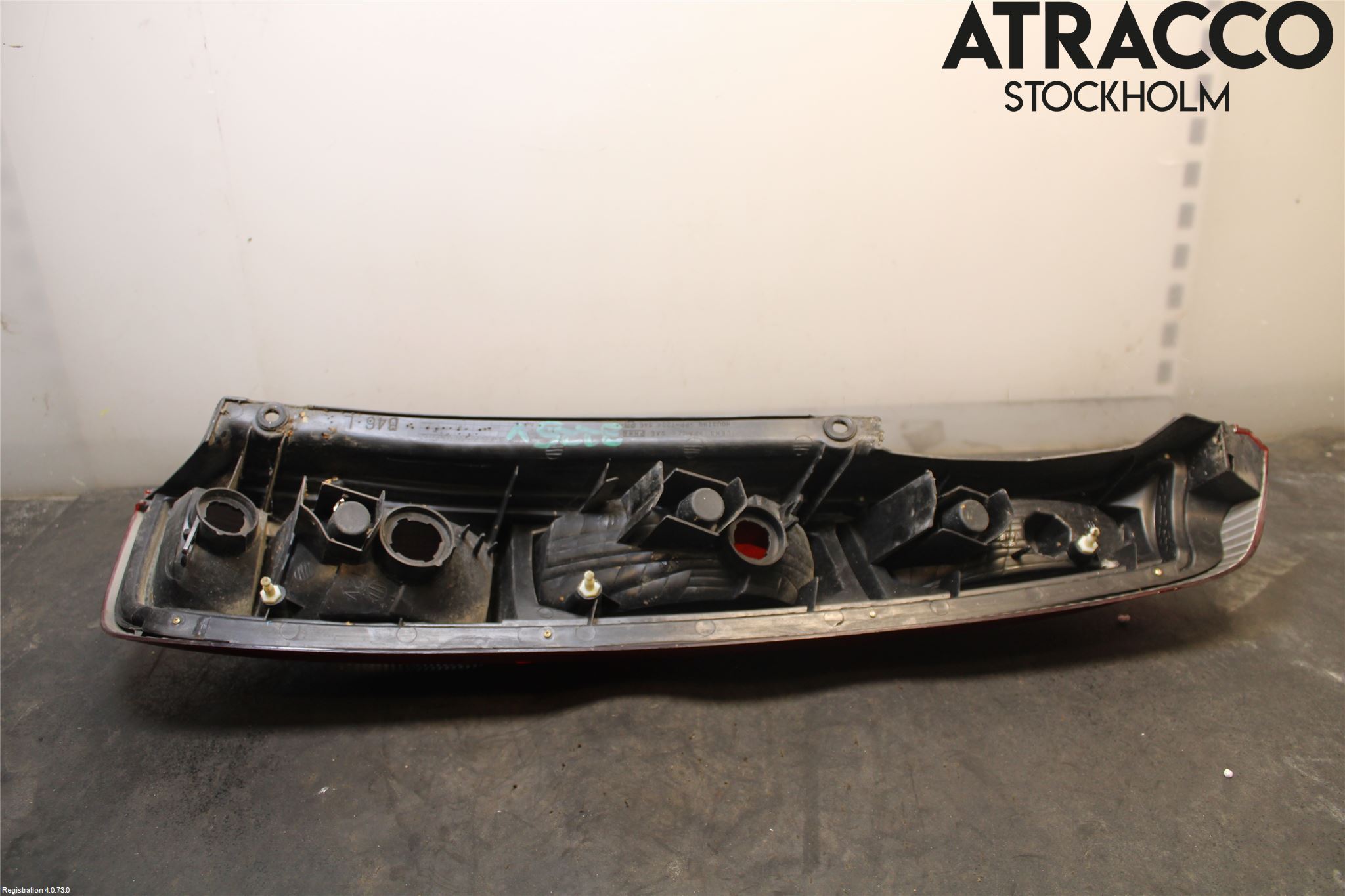 Nissan X-TRAIL     01-07 Baklykt Venstre