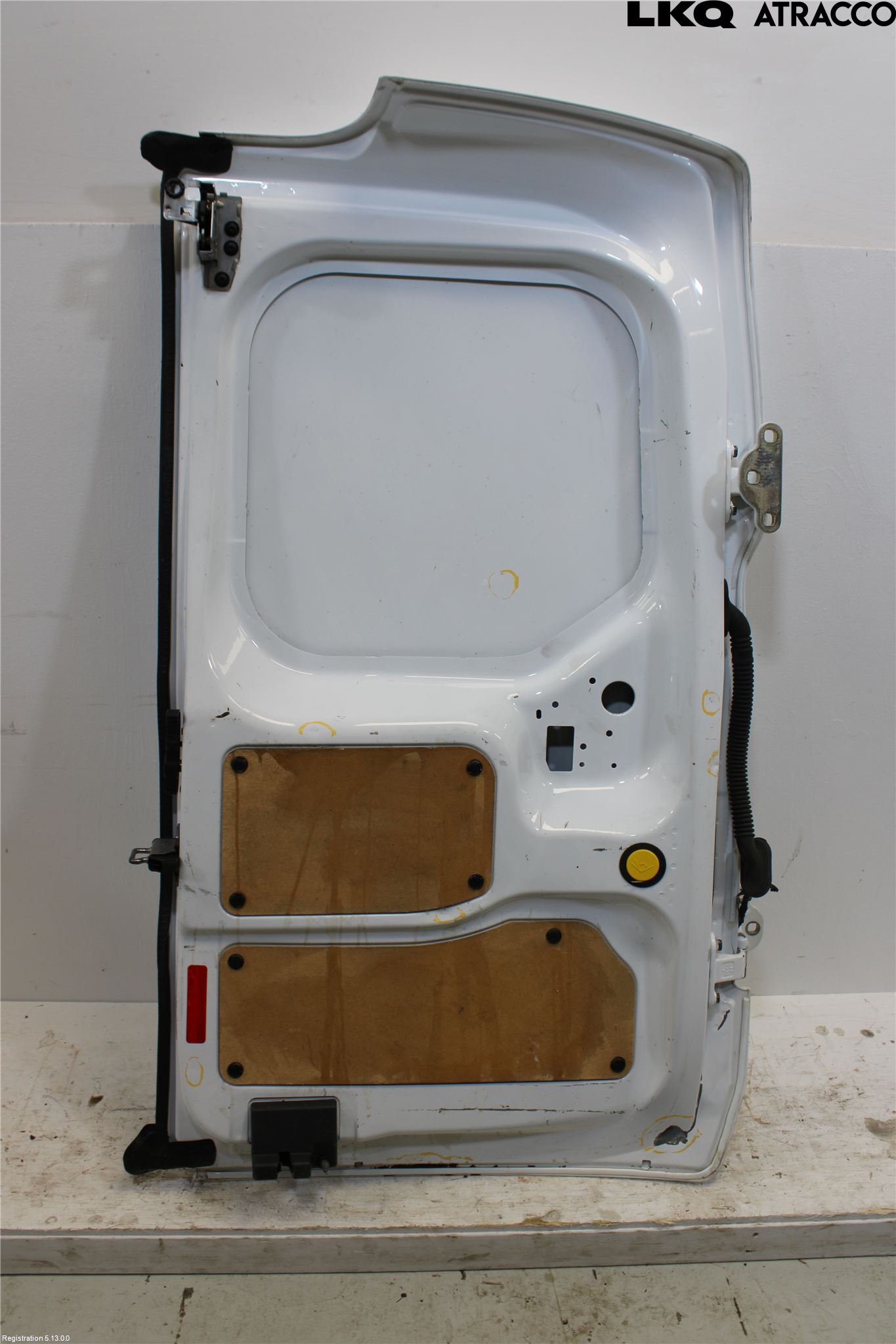 Ford TRANSIT/TOURNEO COURIER 13-23 Dør Bak Van - Vare Venstre