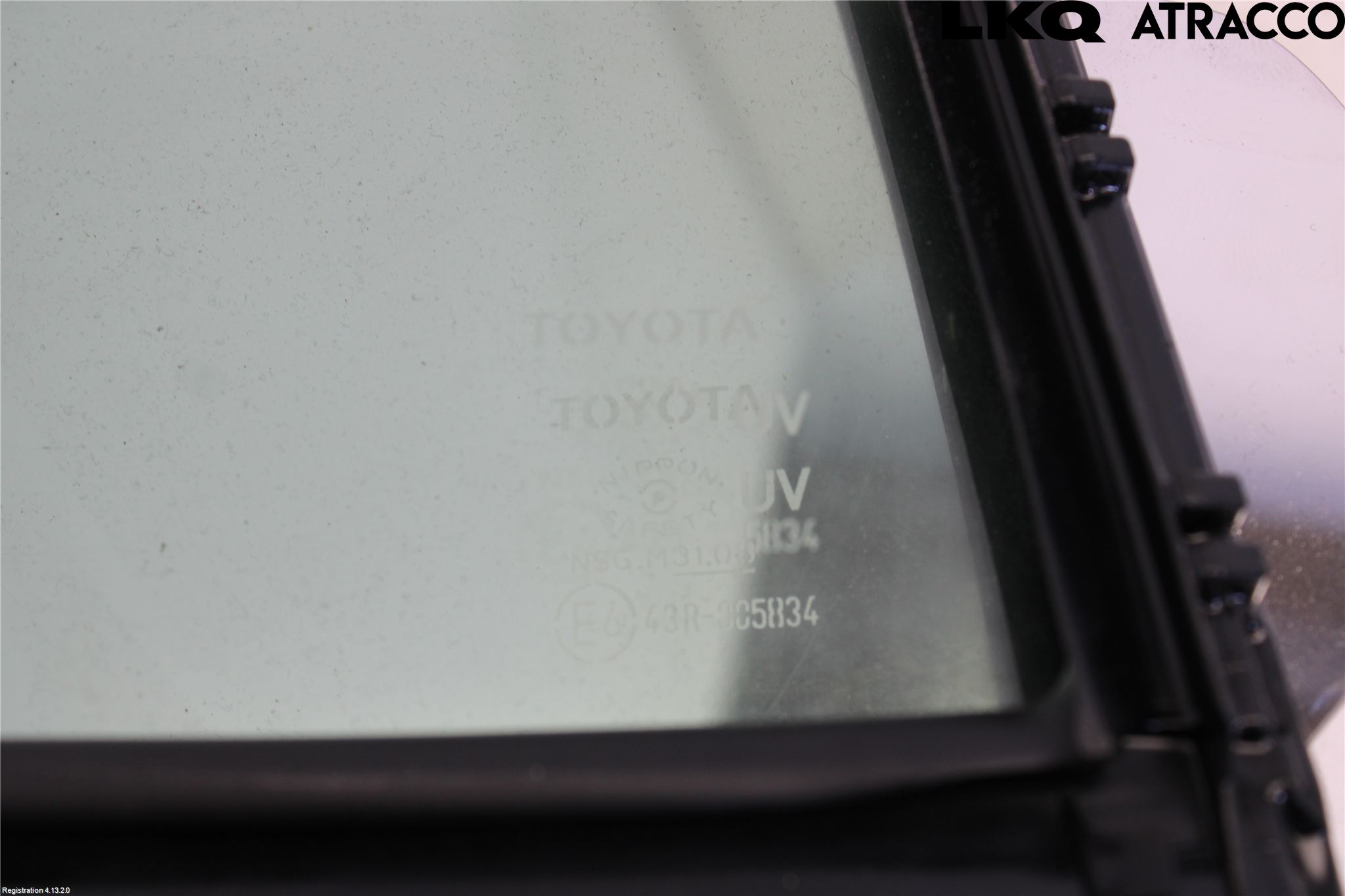 Toyota COROLLA CROSS XG10 22- Dørrute Bak Høyre Trekant 4D