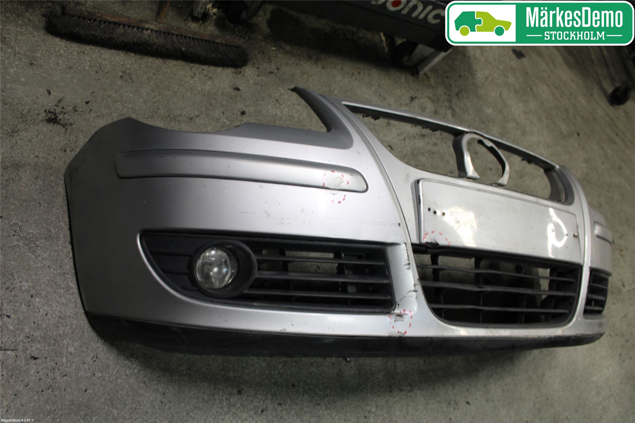 Volkswagen VW POLO 05-09 Støtfanger Foran Plastdeksel