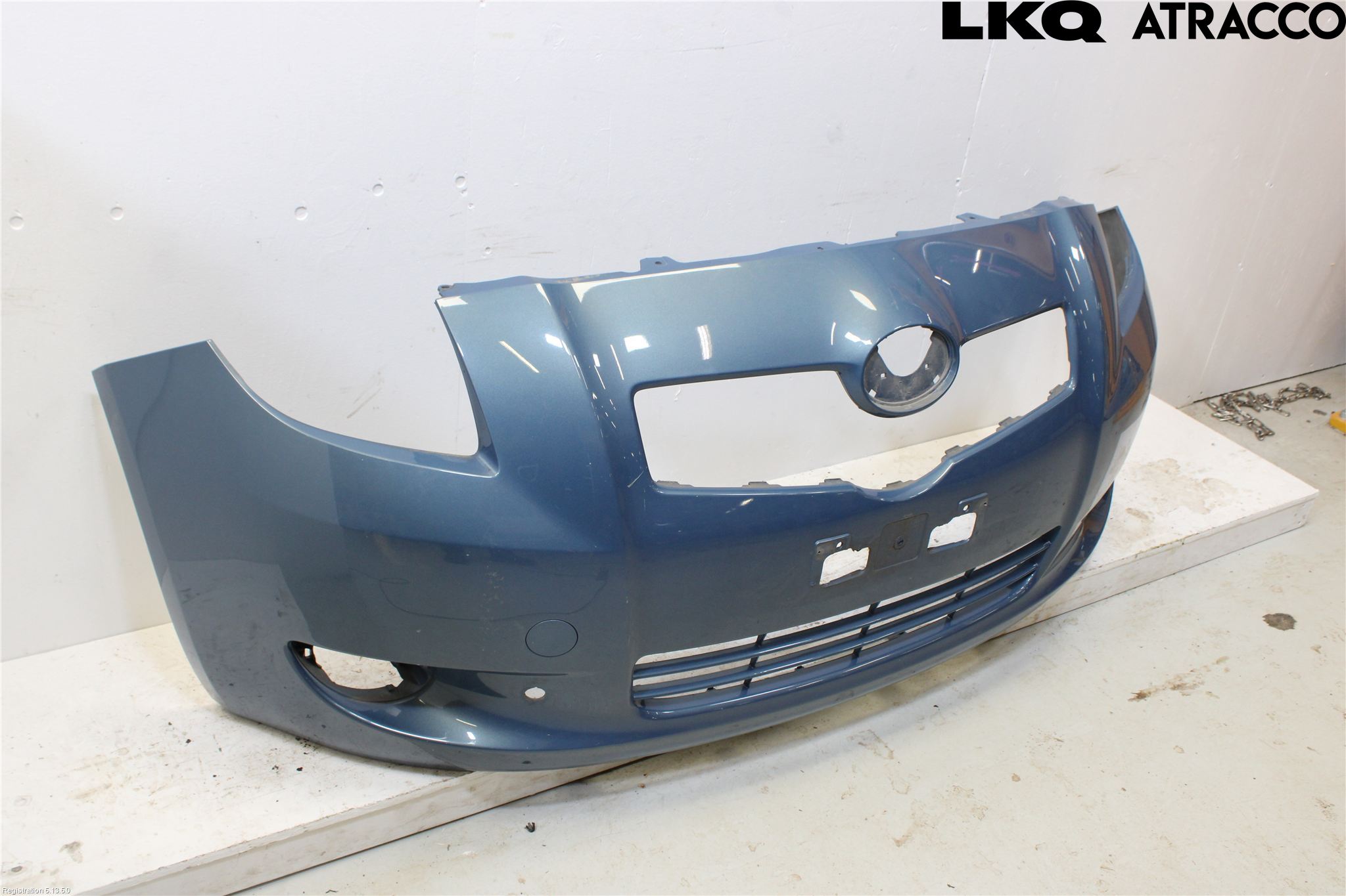Toyota YARIS XP90 06-11 Støtfanger Foran Plastdeksel
