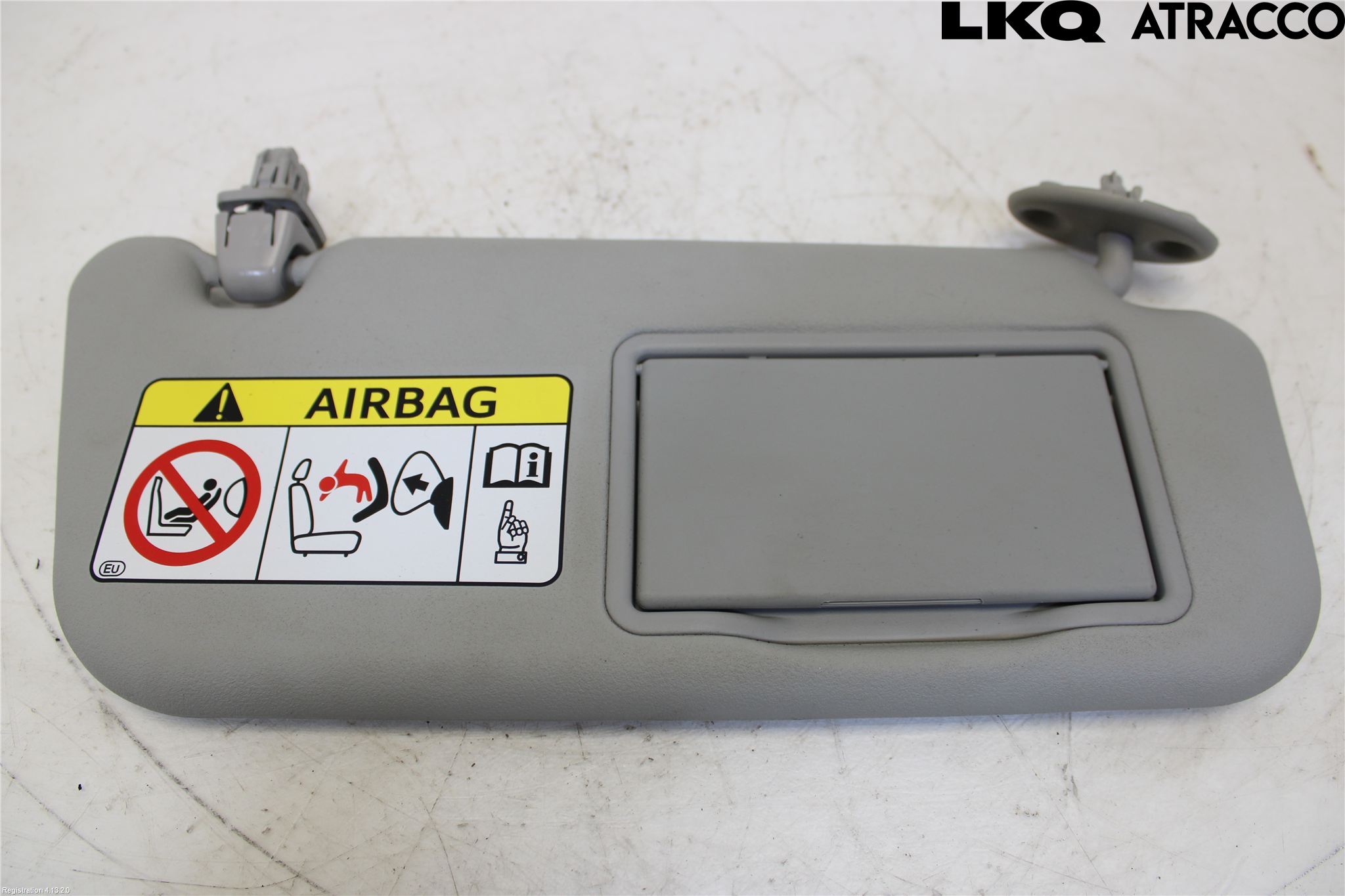 Toyota YARIS XP130 15-20 Innr Solskjerm