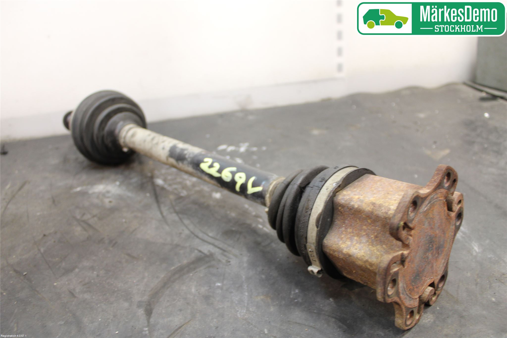 Audi A4/S4 05-07 Drivaksel Foran Kompl Venstre