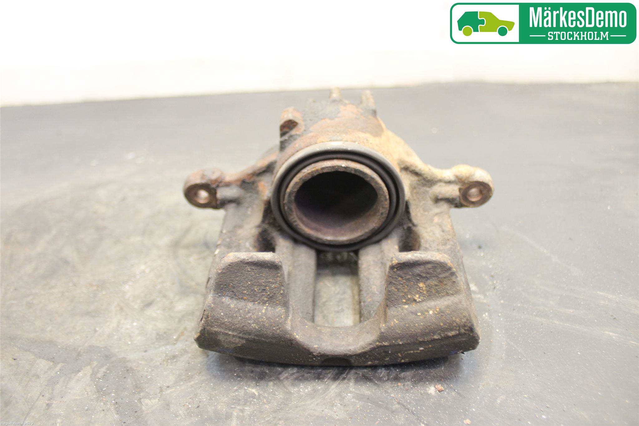 Mitsubishi CARISMA 00-04 Bremsecaliper Foran Venstre