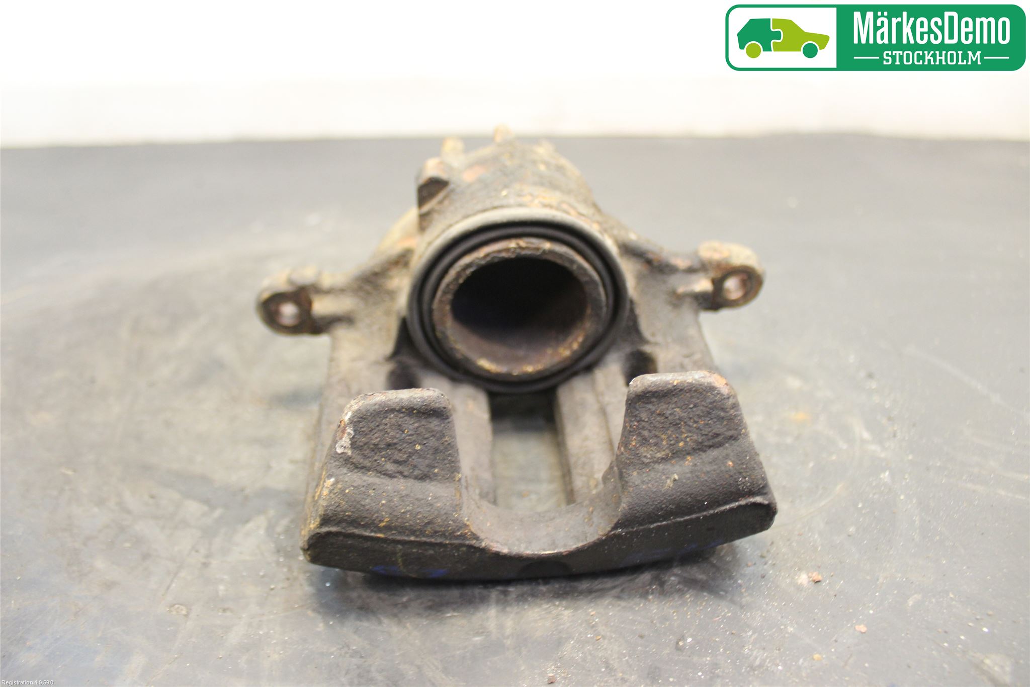 Mitsubishi CARISMA 00-04 Bremsecaliper Foran Høyre