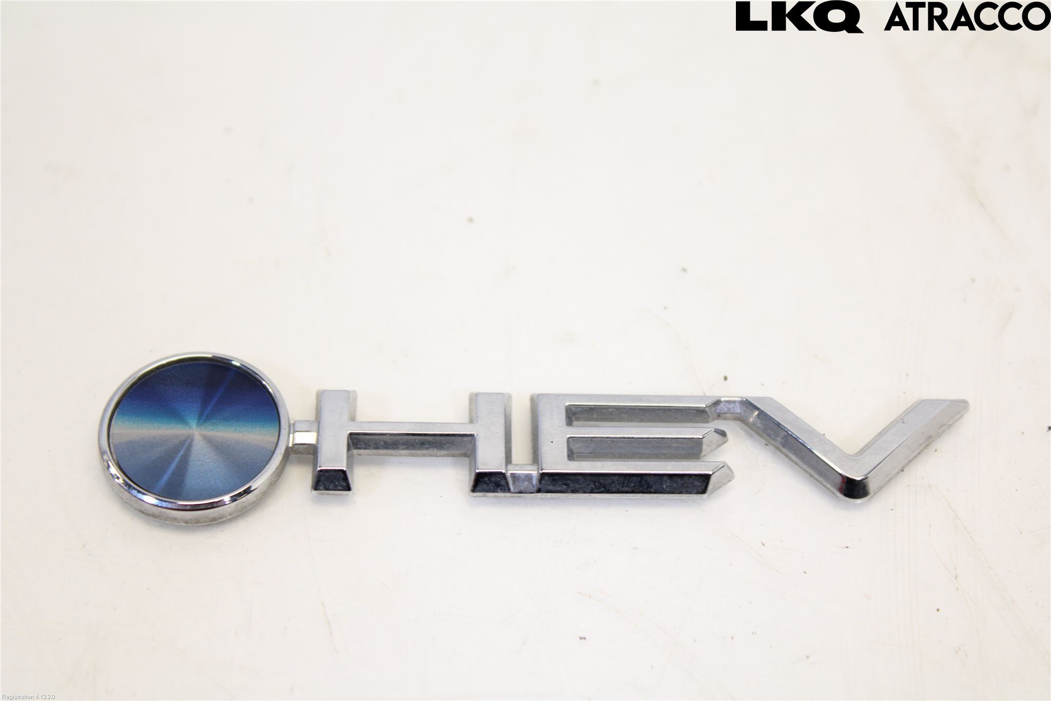 Toyota COROLLA CROSS XG10 22- Emblem