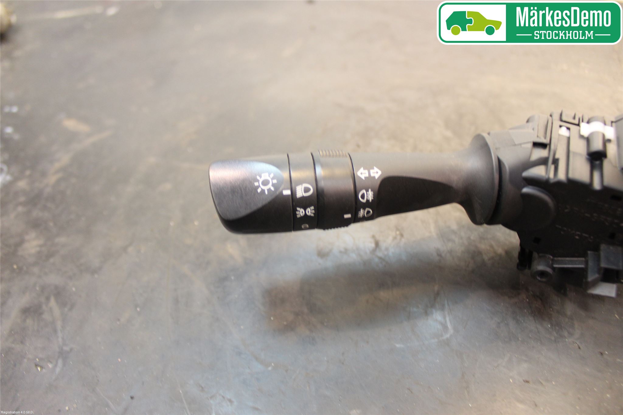 Toyota AURIS 13-19 Bryter Ratt Blinklys - Lys