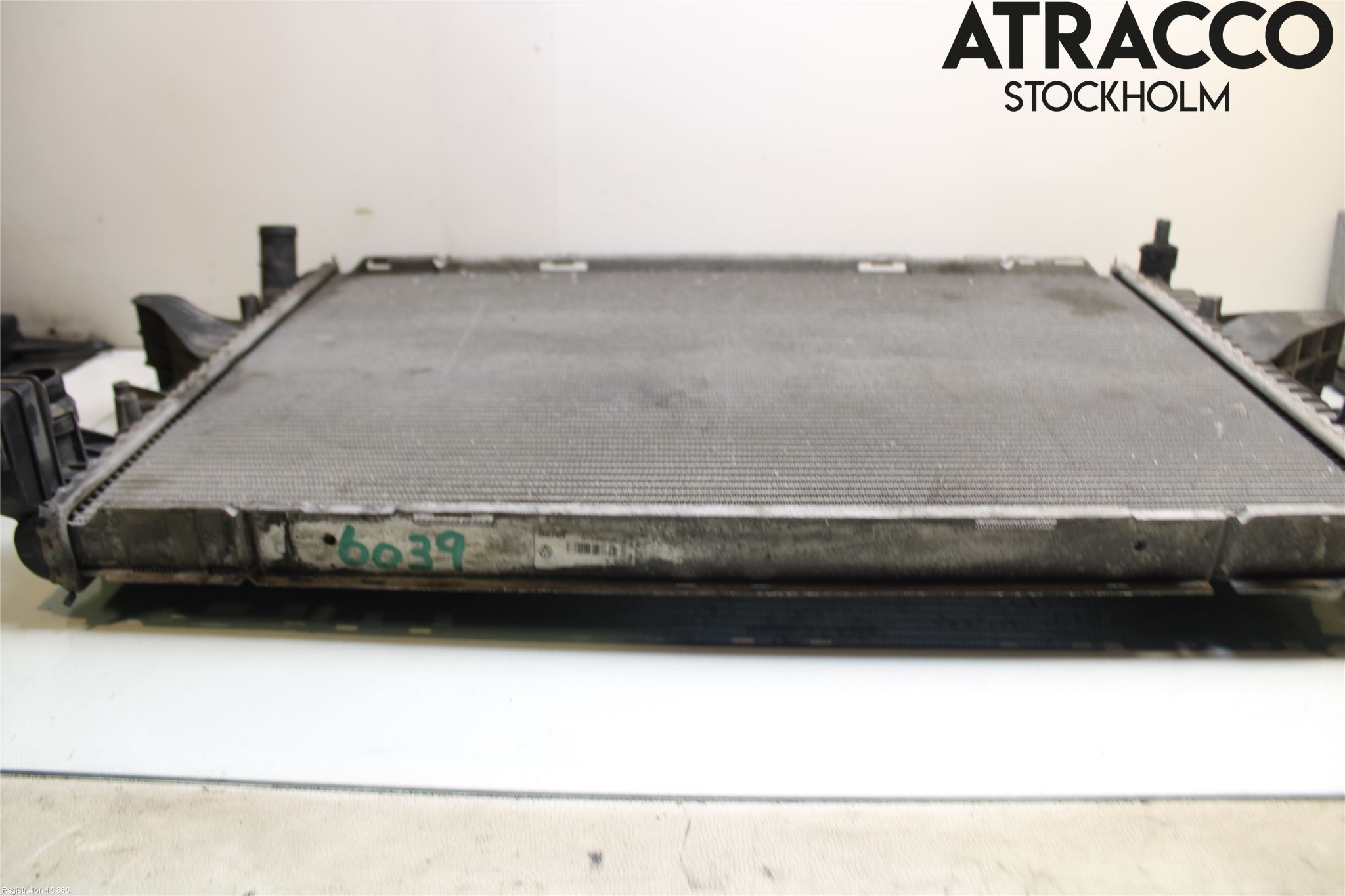 Volkswagen VW TRANSP/CARAVELLE (T5) 04-15 Radiator Automat