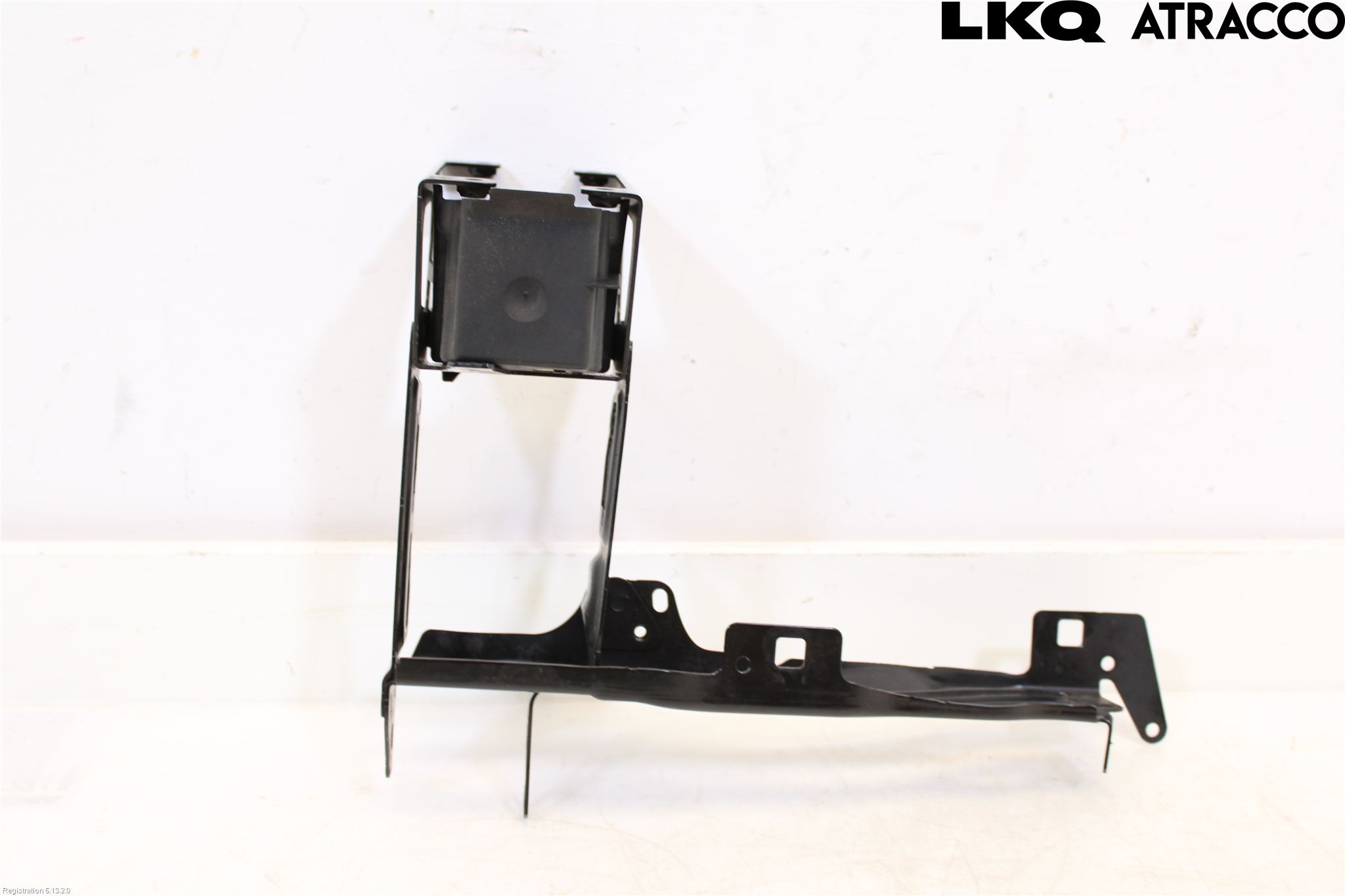 BMW 3 F30/F31/F80 12-19 Frontlykt Ramme V Lyktering