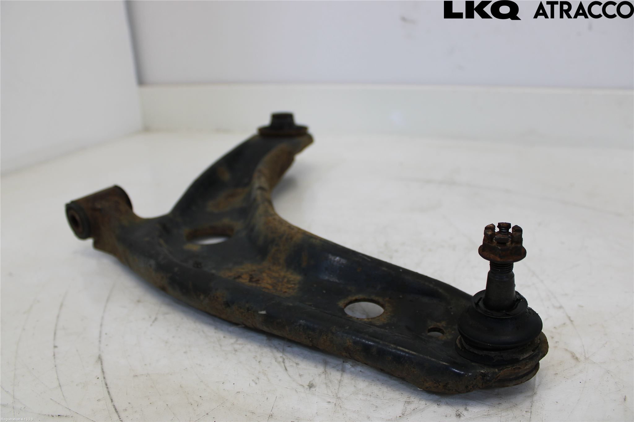 Toyota YARIS XP130 15-20 Bærearm Foran Høyre Nedre