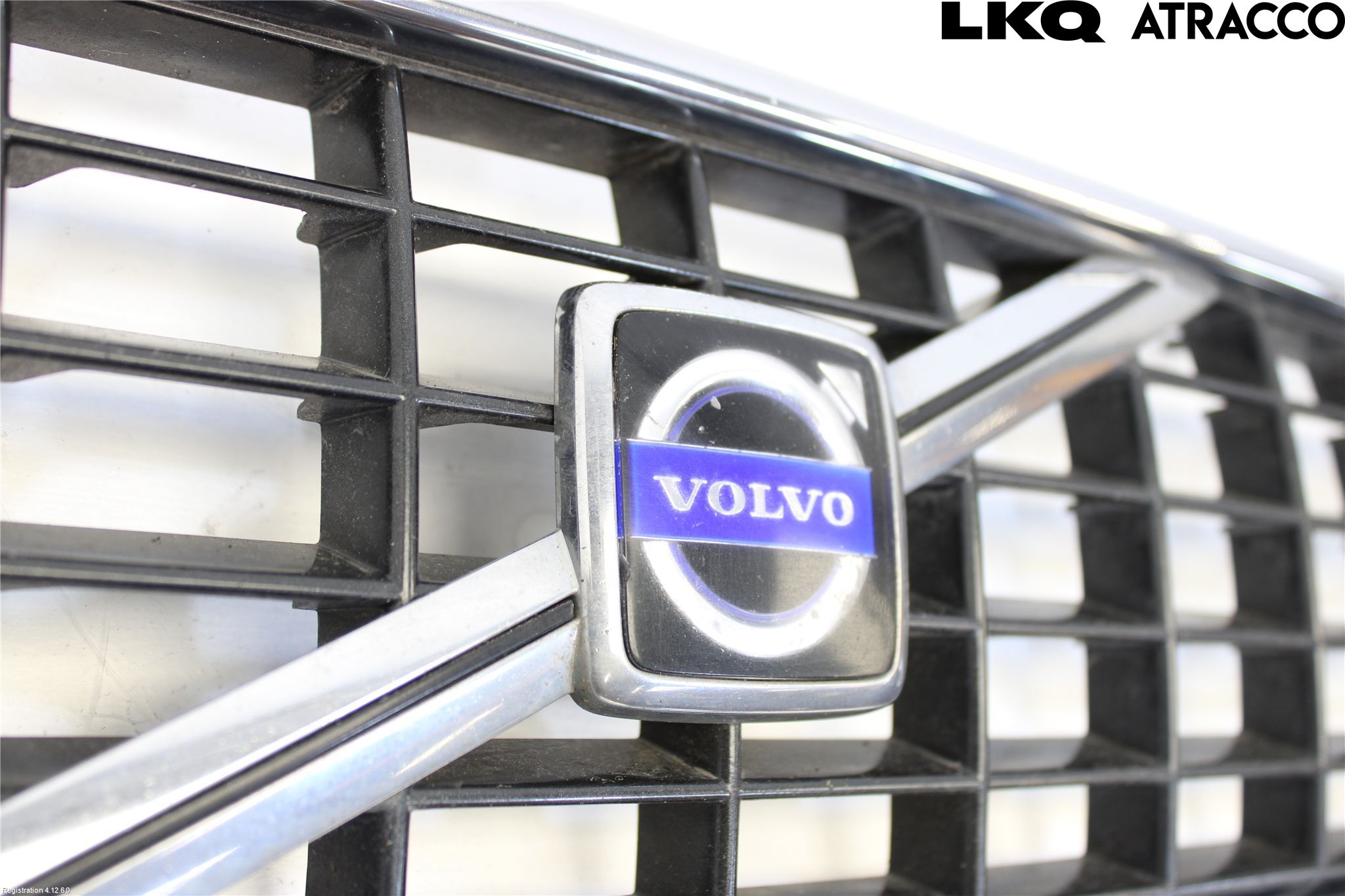 Volvo S40 04-07 Grill Komplett