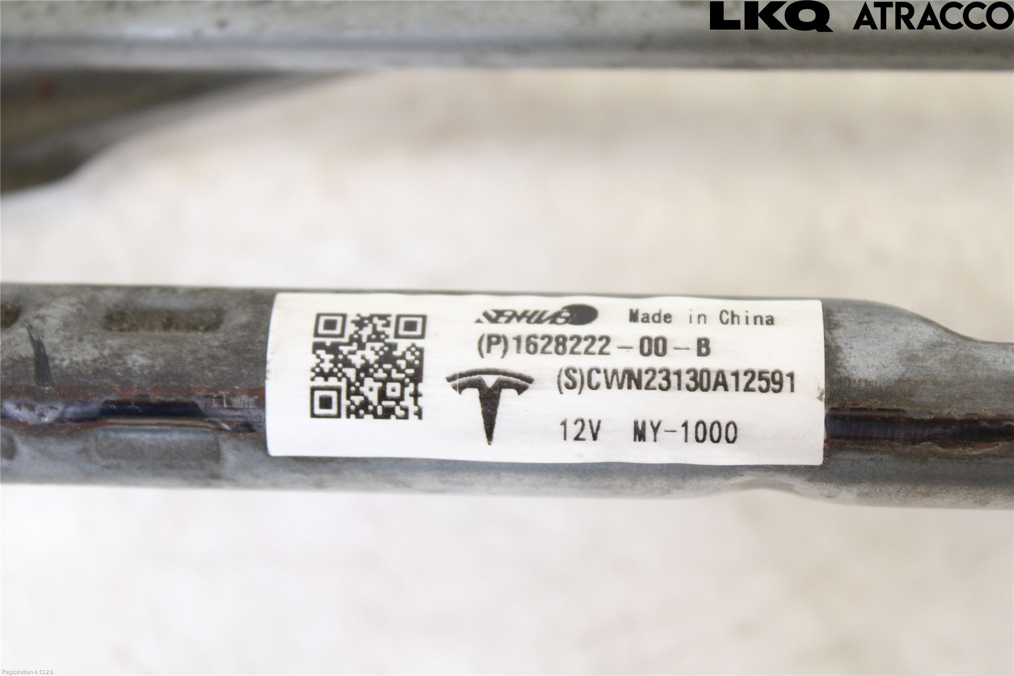 Tesla MODEL Y 21- Viskeroverføring Frontrute