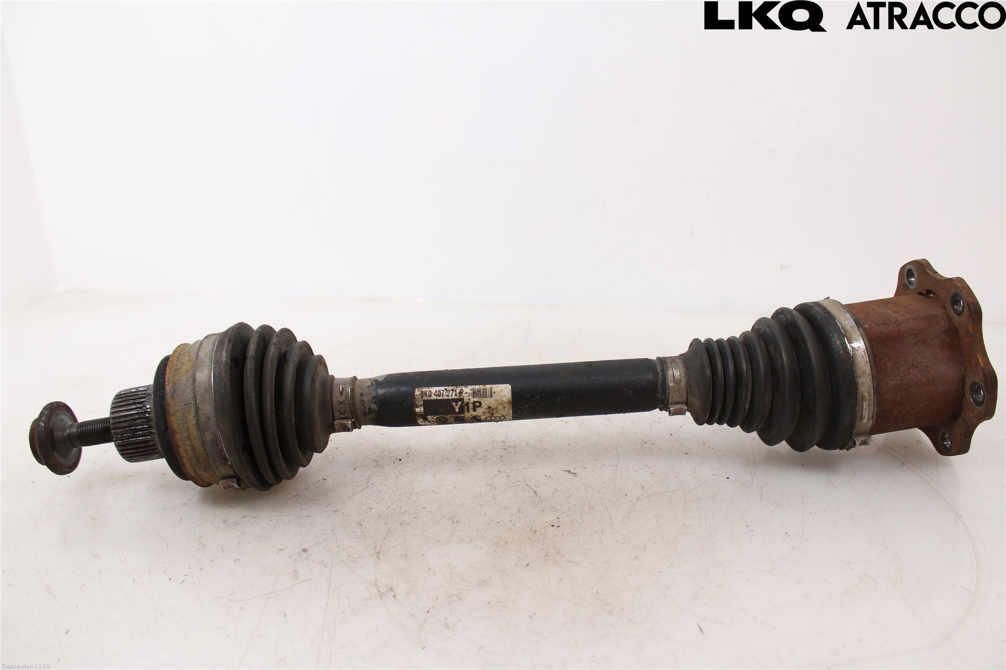 Audi A4/S4 08-11 Drivaksel Foran Kompl Venstre