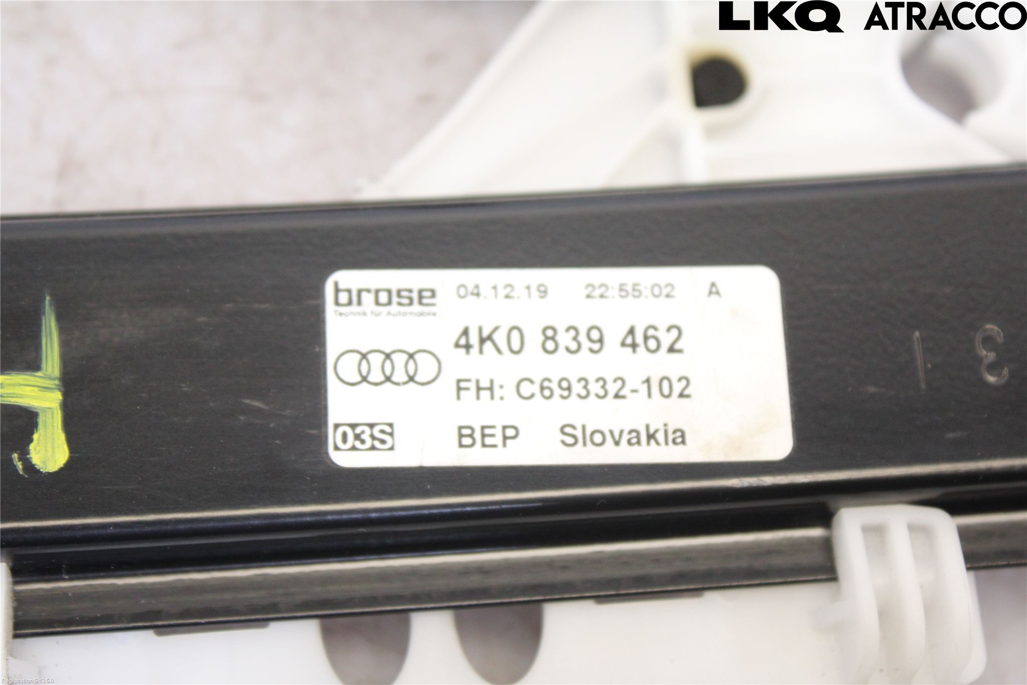Audi A6 F2/C8 19- Vindusheis