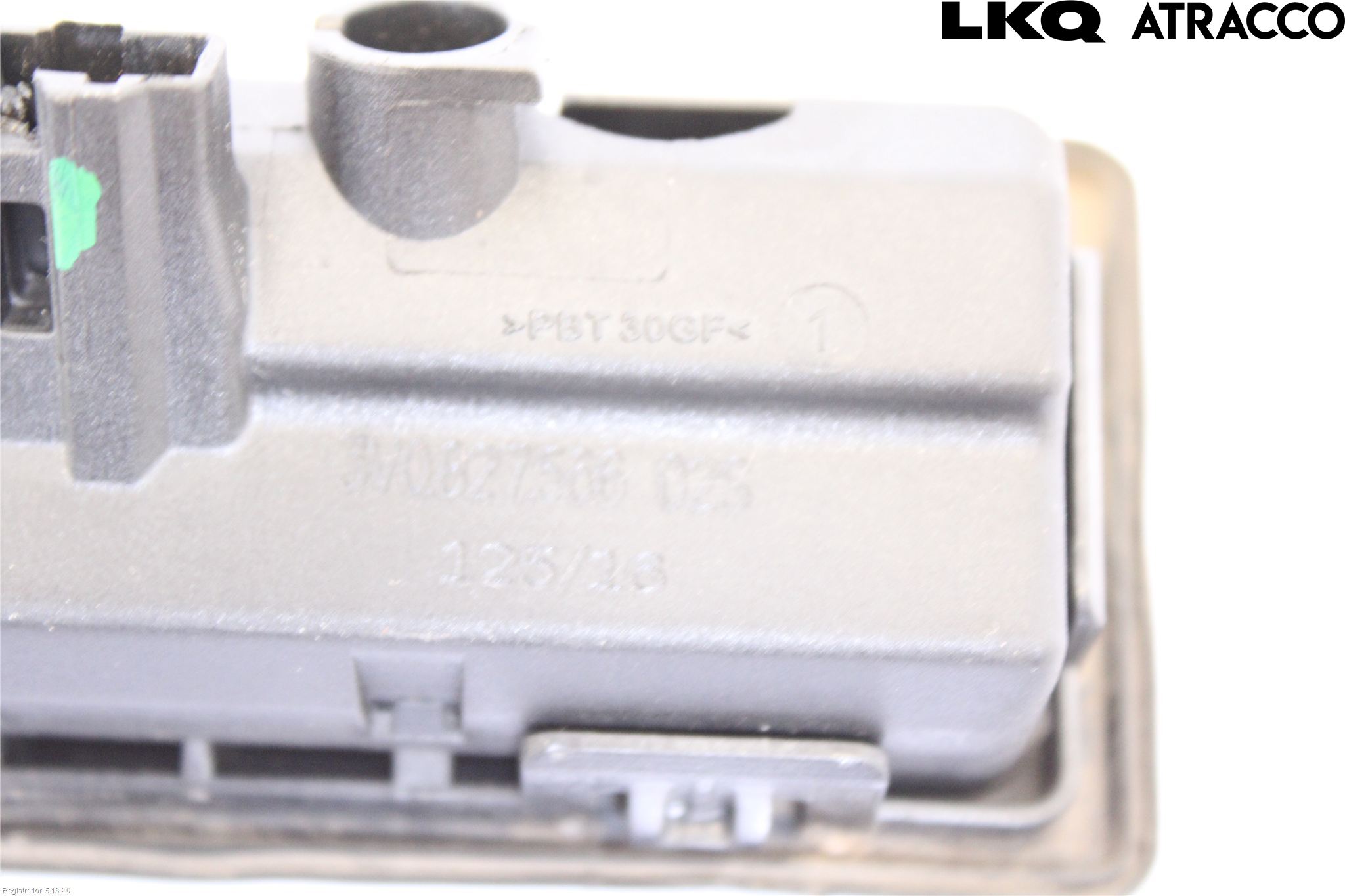 Audi A4/S4 B9 16-19 Bakluke Handtak Ytre