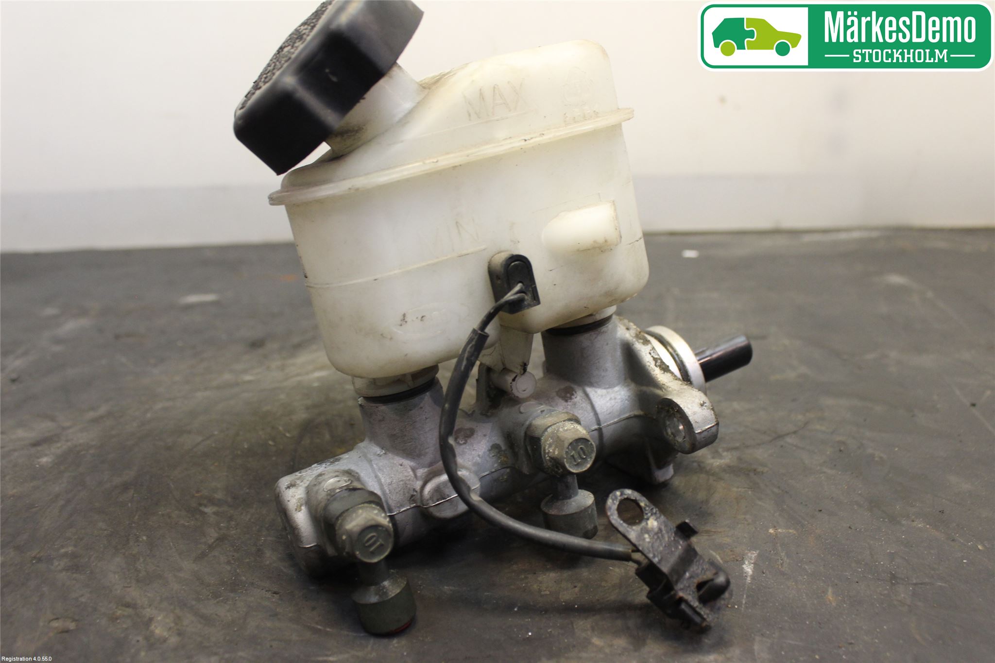 Kia CARENS I  03-06 Brems Hovedsylinder