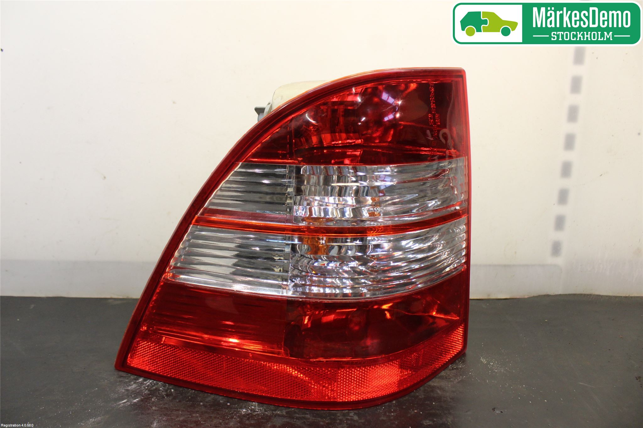 Mercedes-Benz MB ML (W163) 97-05 Baklykt Venstre