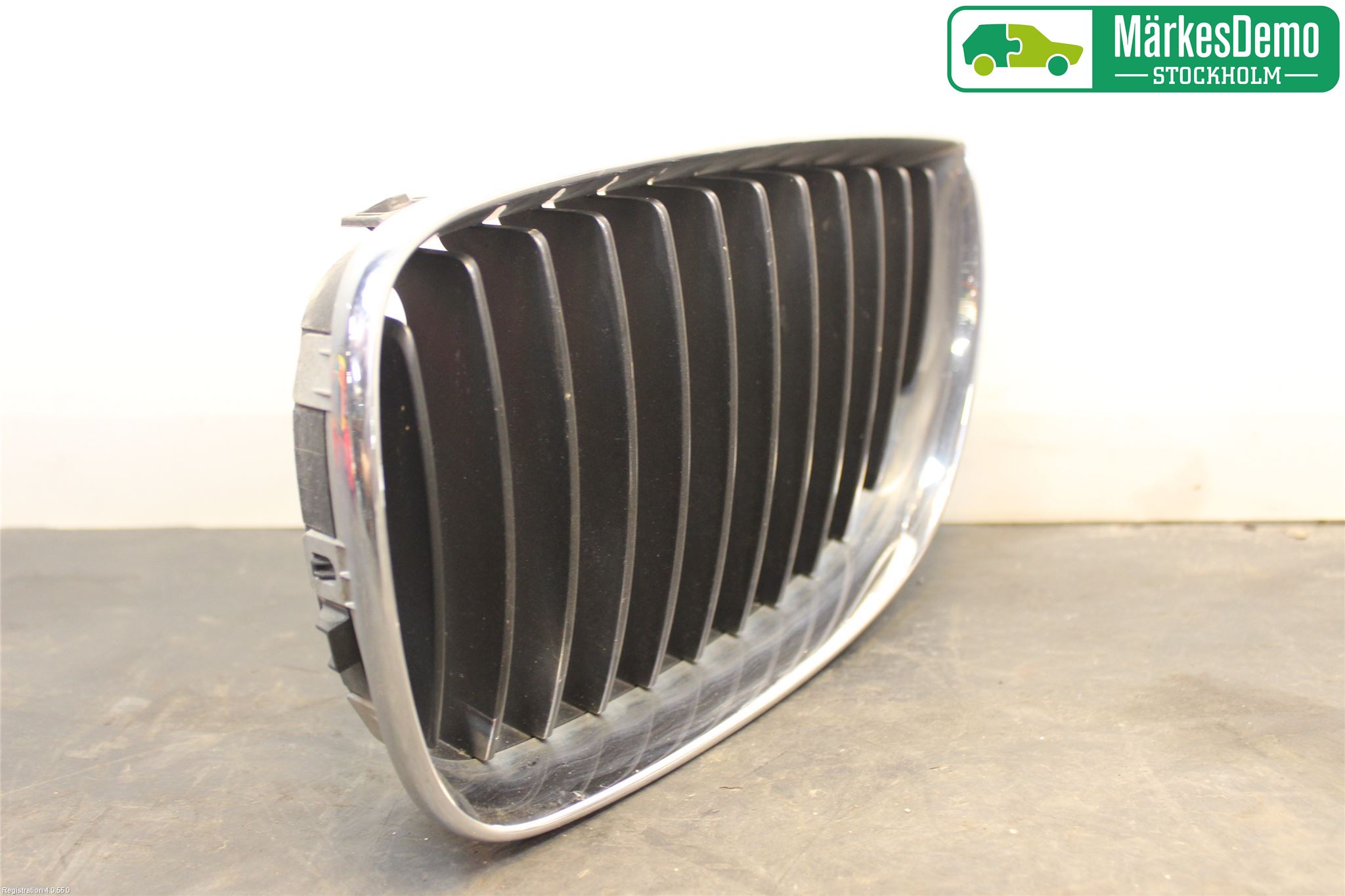 BMW 1 E87/81 5D/3D 03-11 Grilldel Venstre