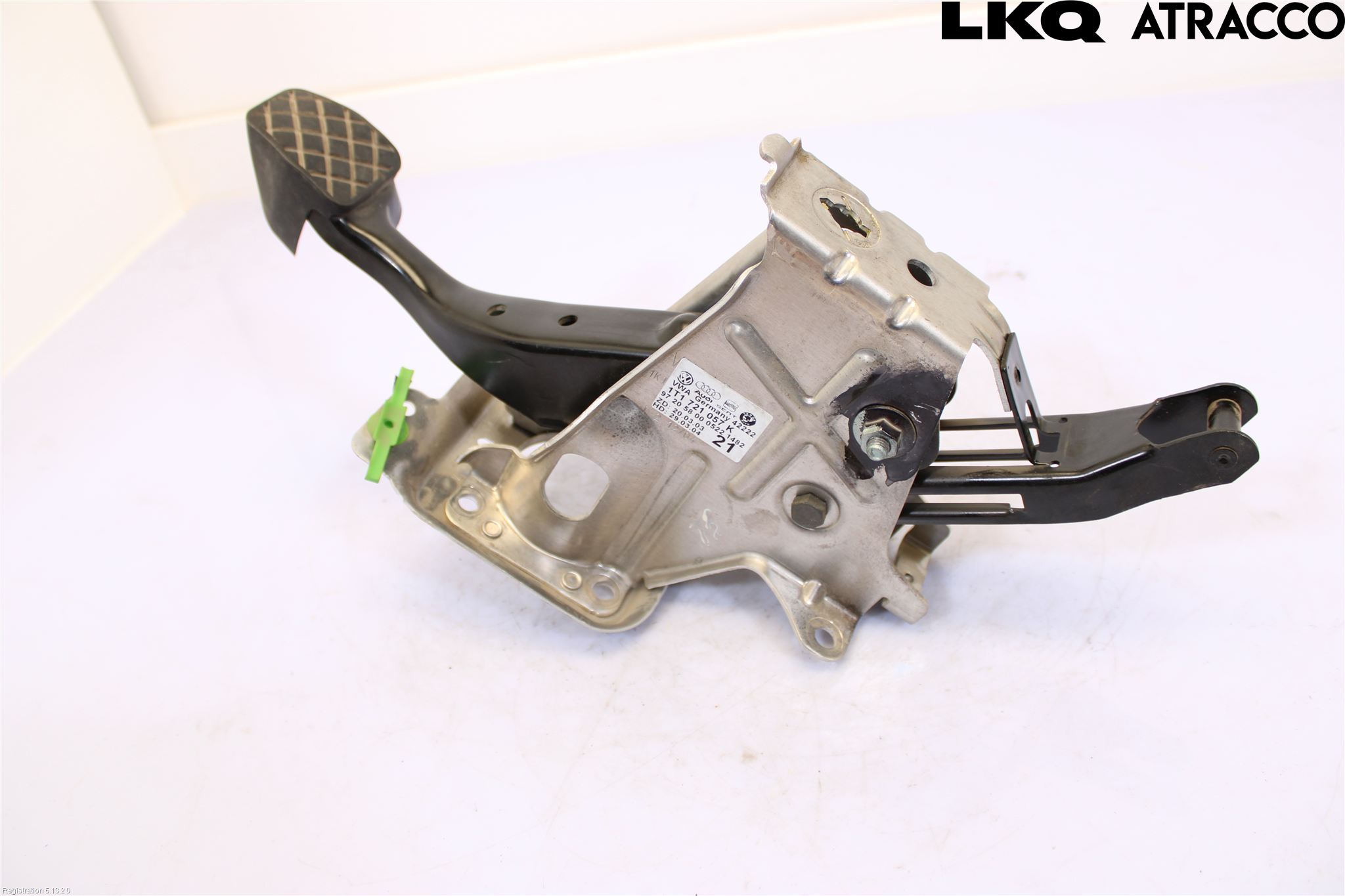Volkswagen VW CADDY      04-10 Bremsepedal