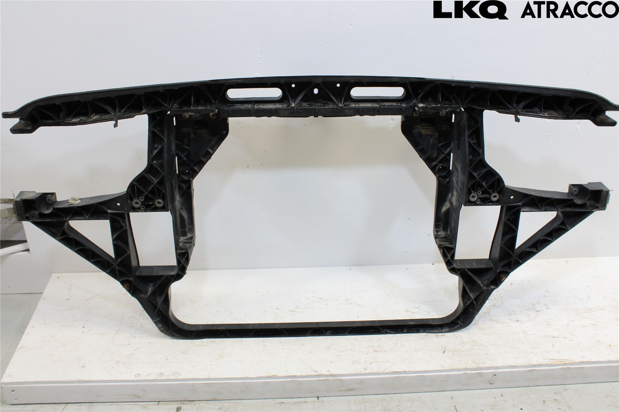 BMW X3 E83     03-10 Frontstykke-Boks