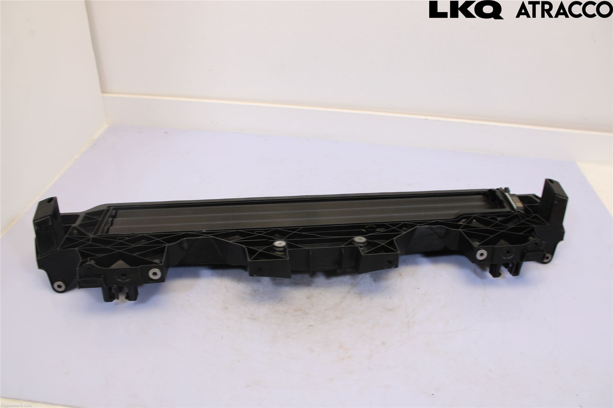 Audi E-TRON, S GE 19- Luftstyring Front