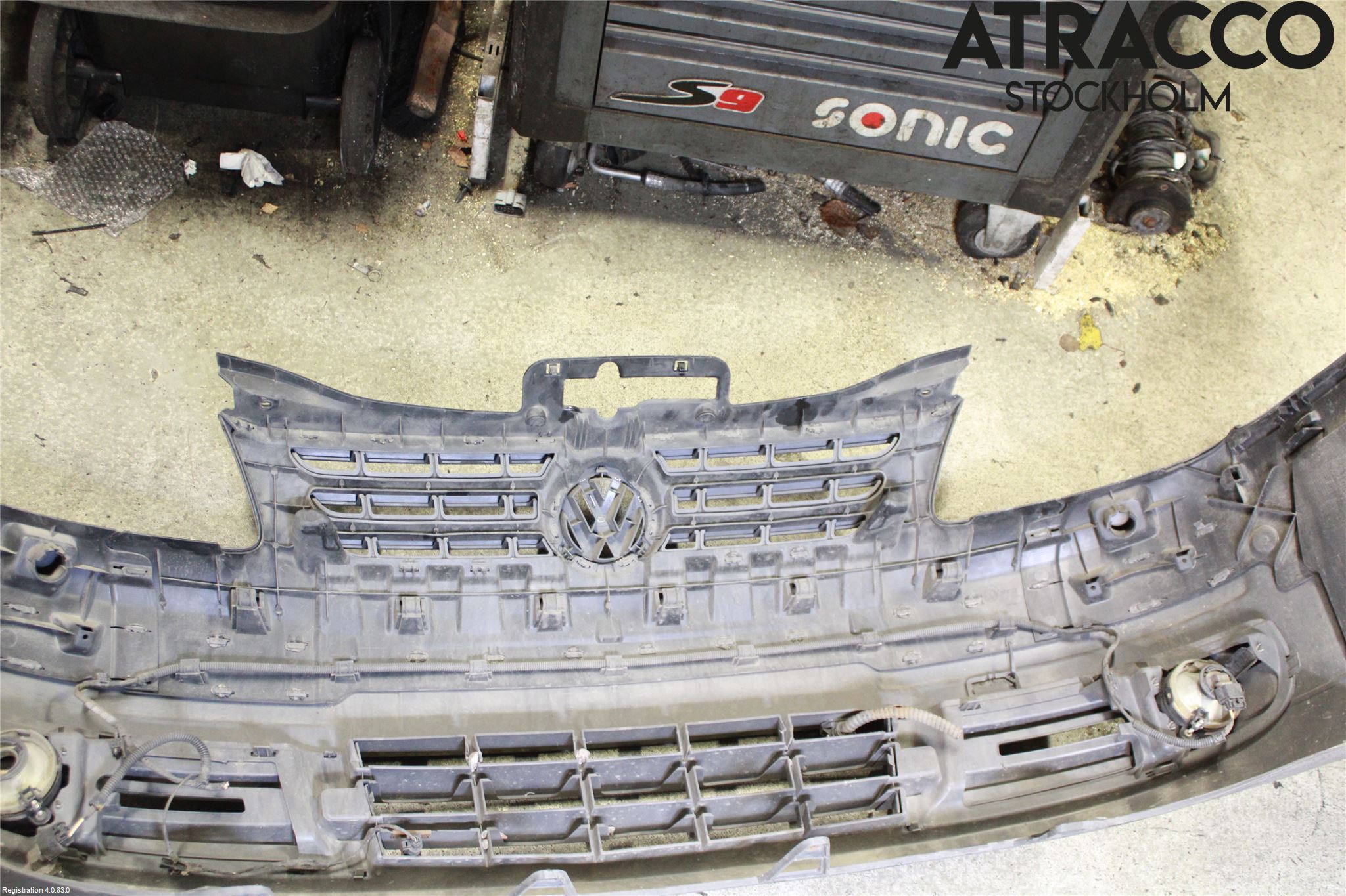 Volkswagen VW CADDY      04-10 Støtfanger Foran Plastdeksel