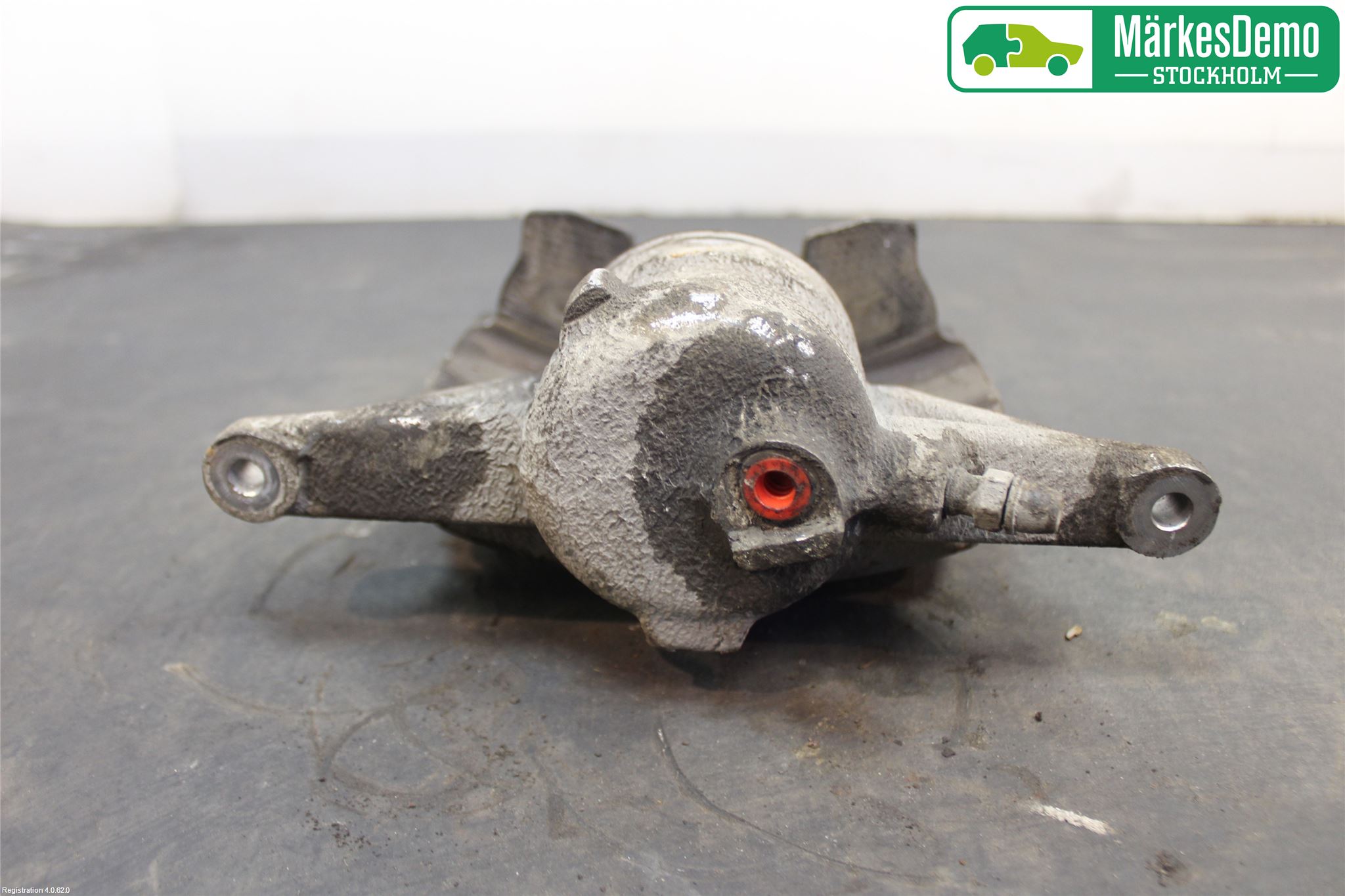 Volkswagen VW PASSAT 15-19 Bremsecaliper Foran Venstre